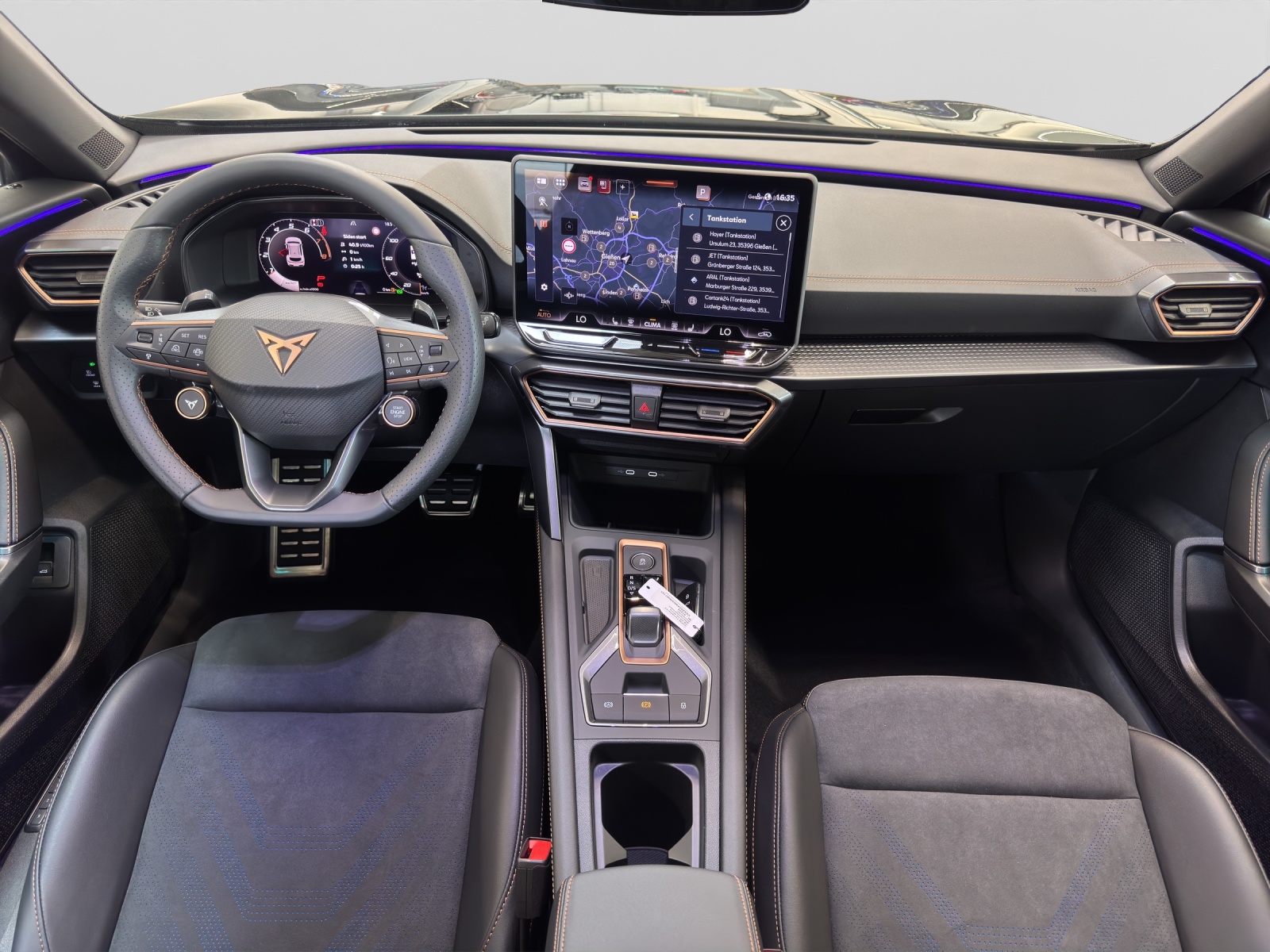 Formentor 2.0 TSI 4Drive DSG VZ AHK Pano Matrix-LED Navi