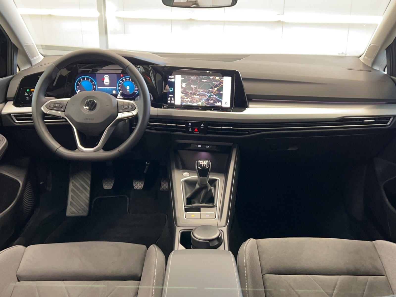 Golf 8 Variant TSI Life