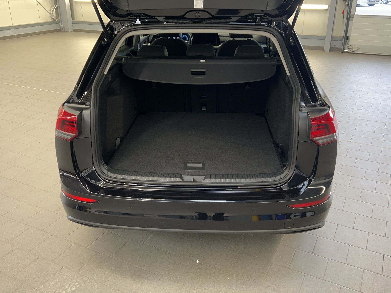Golf 8 Variant TSI Life