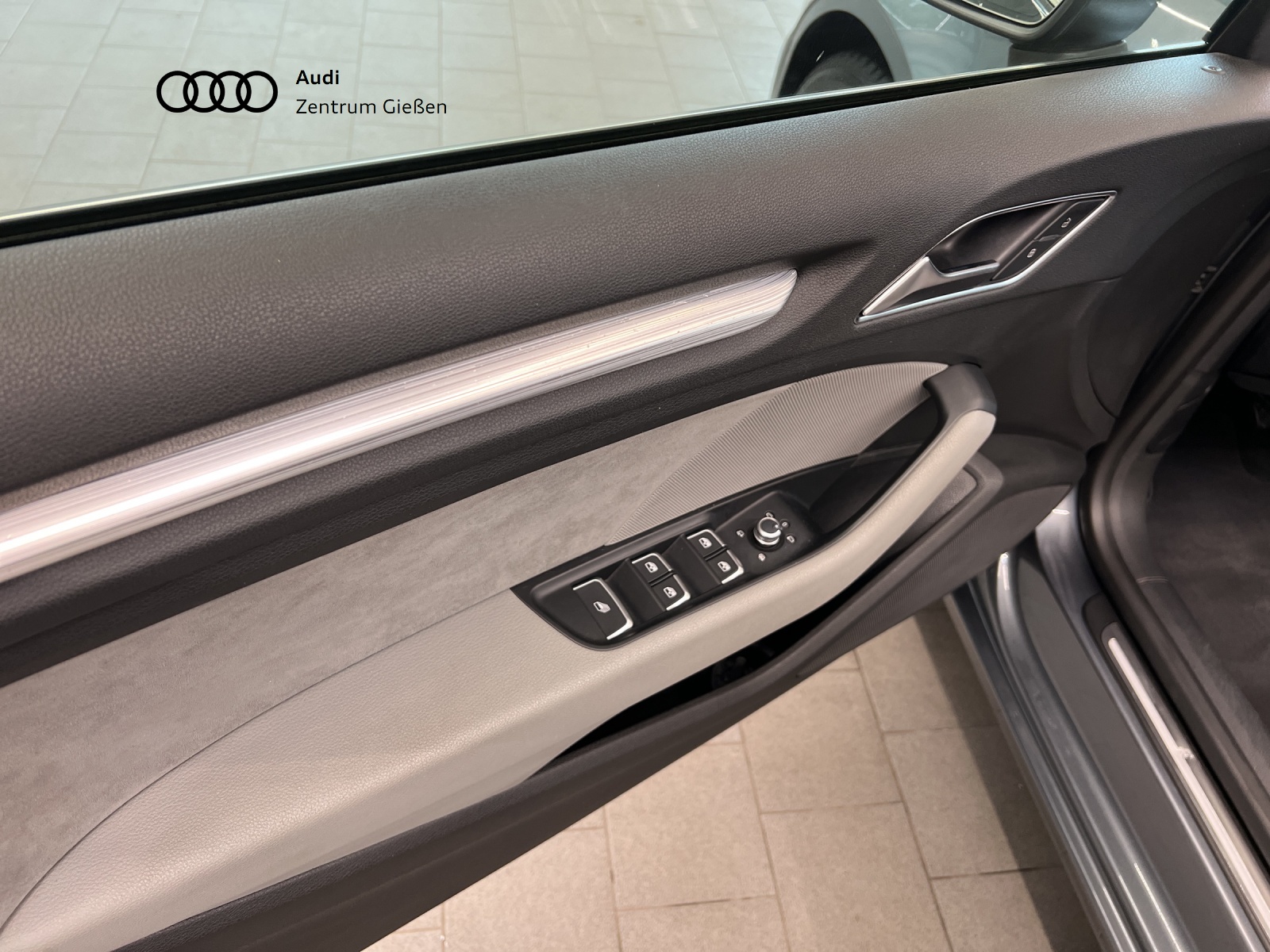 A3 Cabriolet 1.4 TFSI sport Navi LED Kopfraumheizung