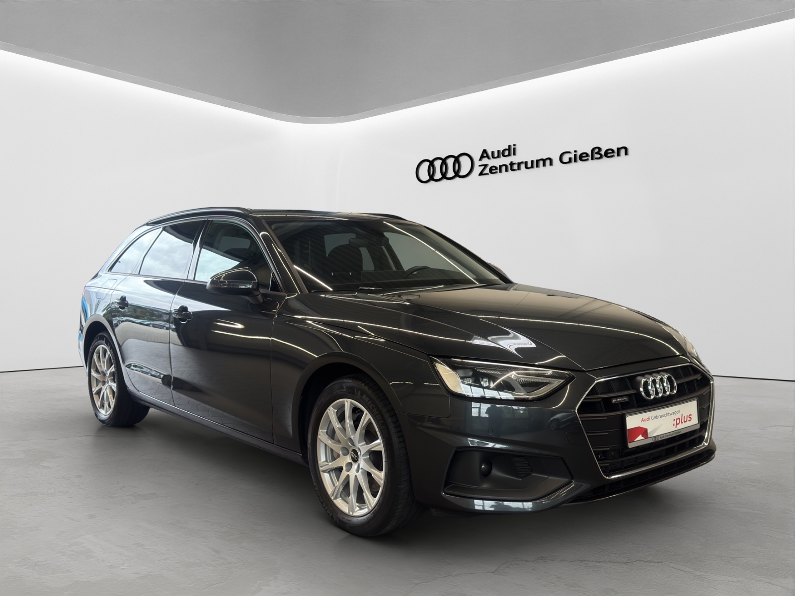A4 Avant 40 TFSI quattro basis LED Navi Kamera