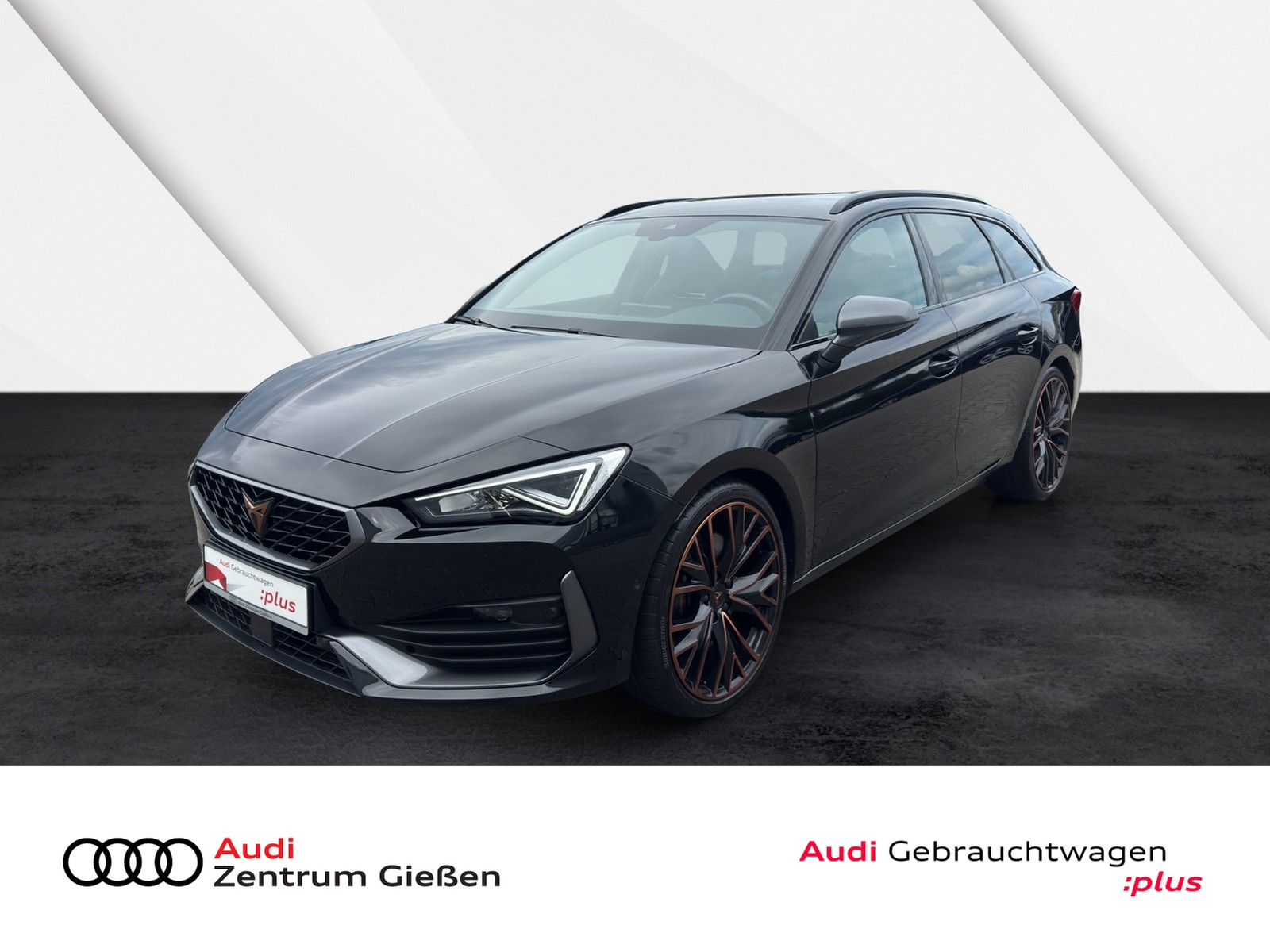 Leon Sportstourer 2.0 TSI 4Drive DSG VZ ACC DCC Kamera