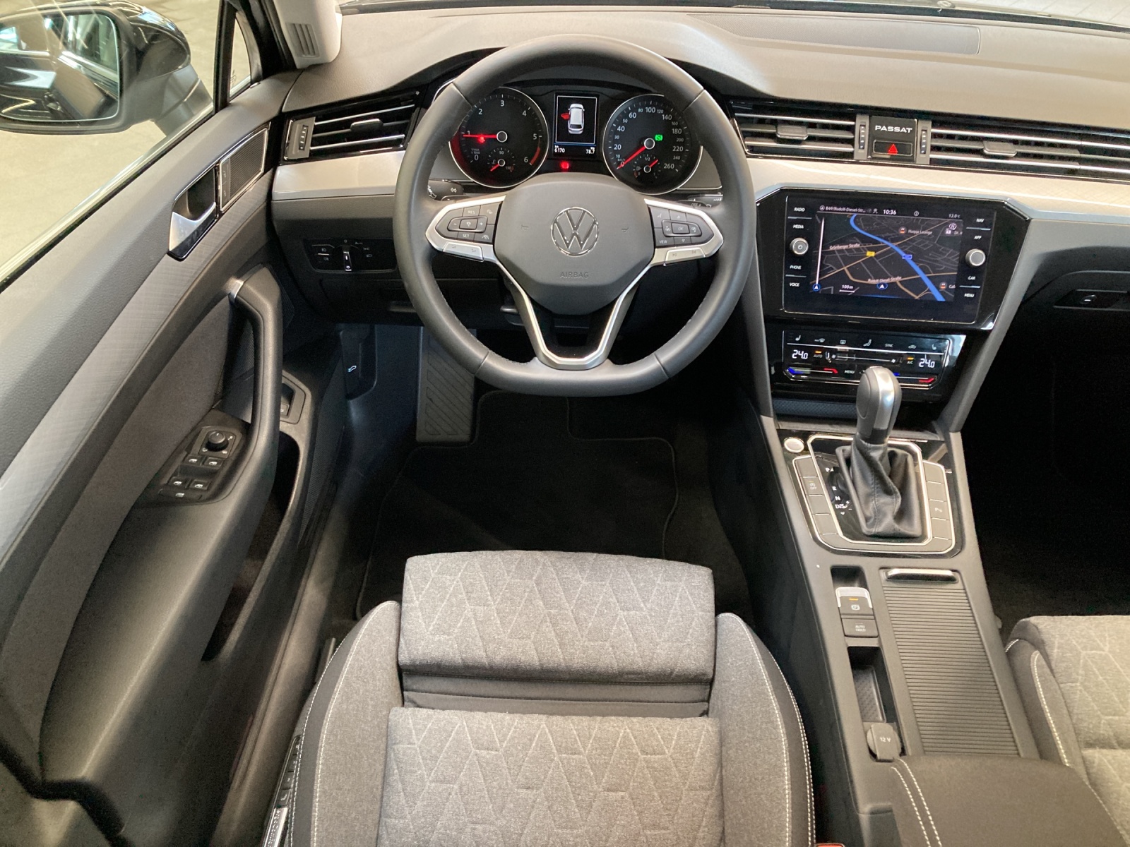 Passat Variant TDI DSG Business IQ-Light Kamera Ergositz Navi