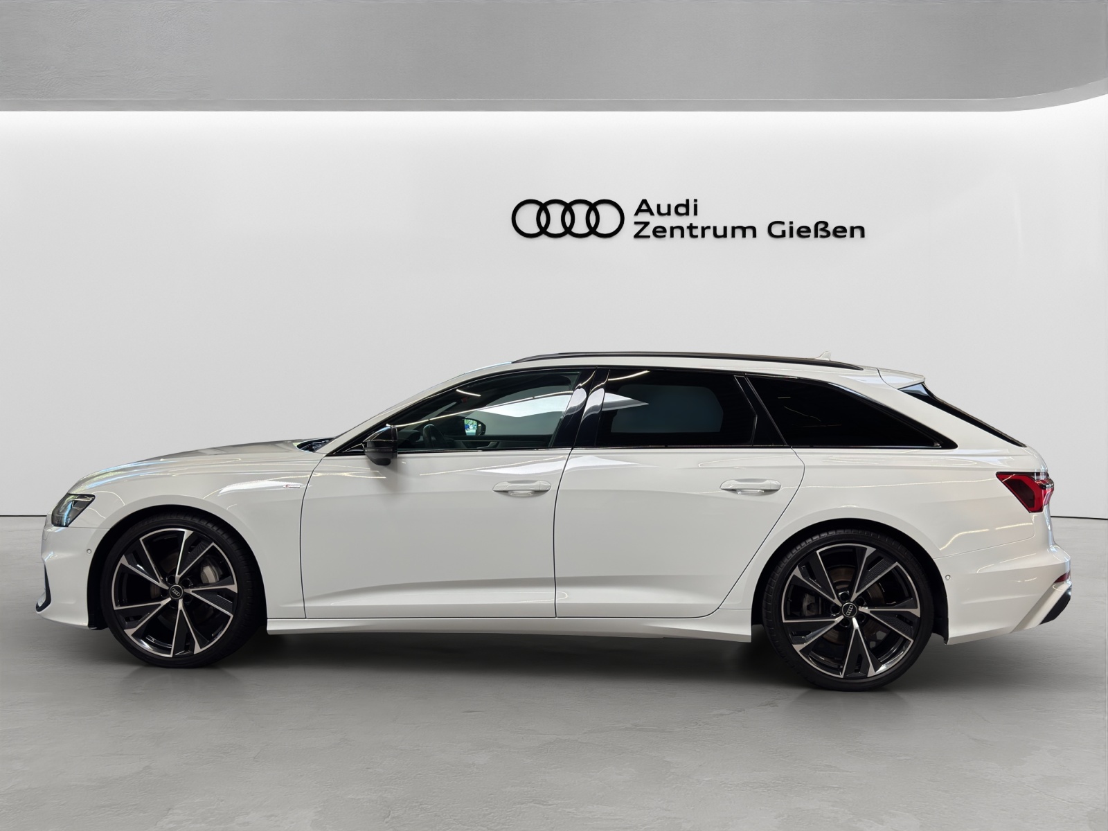 A6 Avant 45 TFSI quattro S line Black AHK Kamera Navi LED