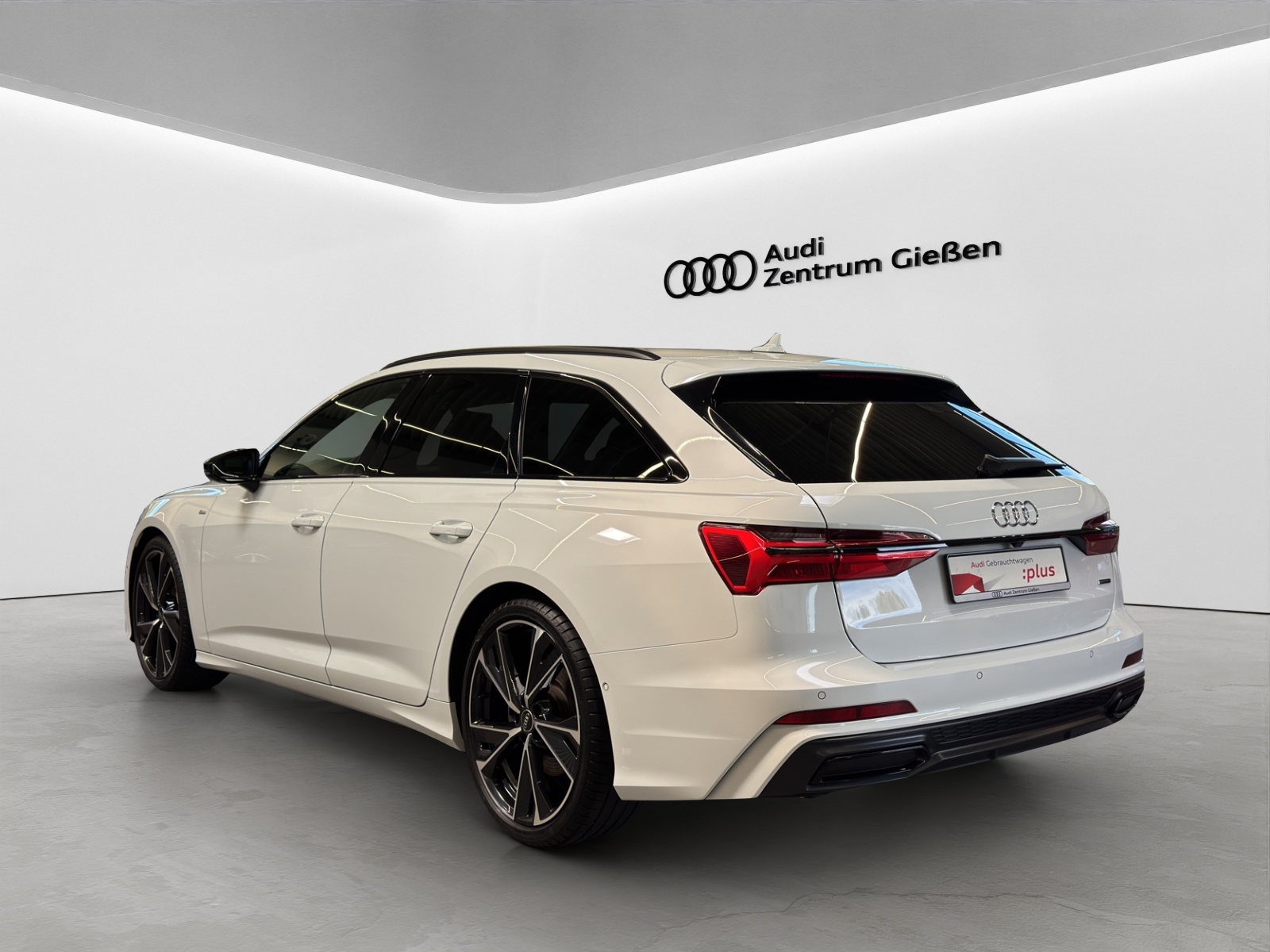 A6 Avant 45 TFSI quattro S line Black AHK Kamera Navi LED
