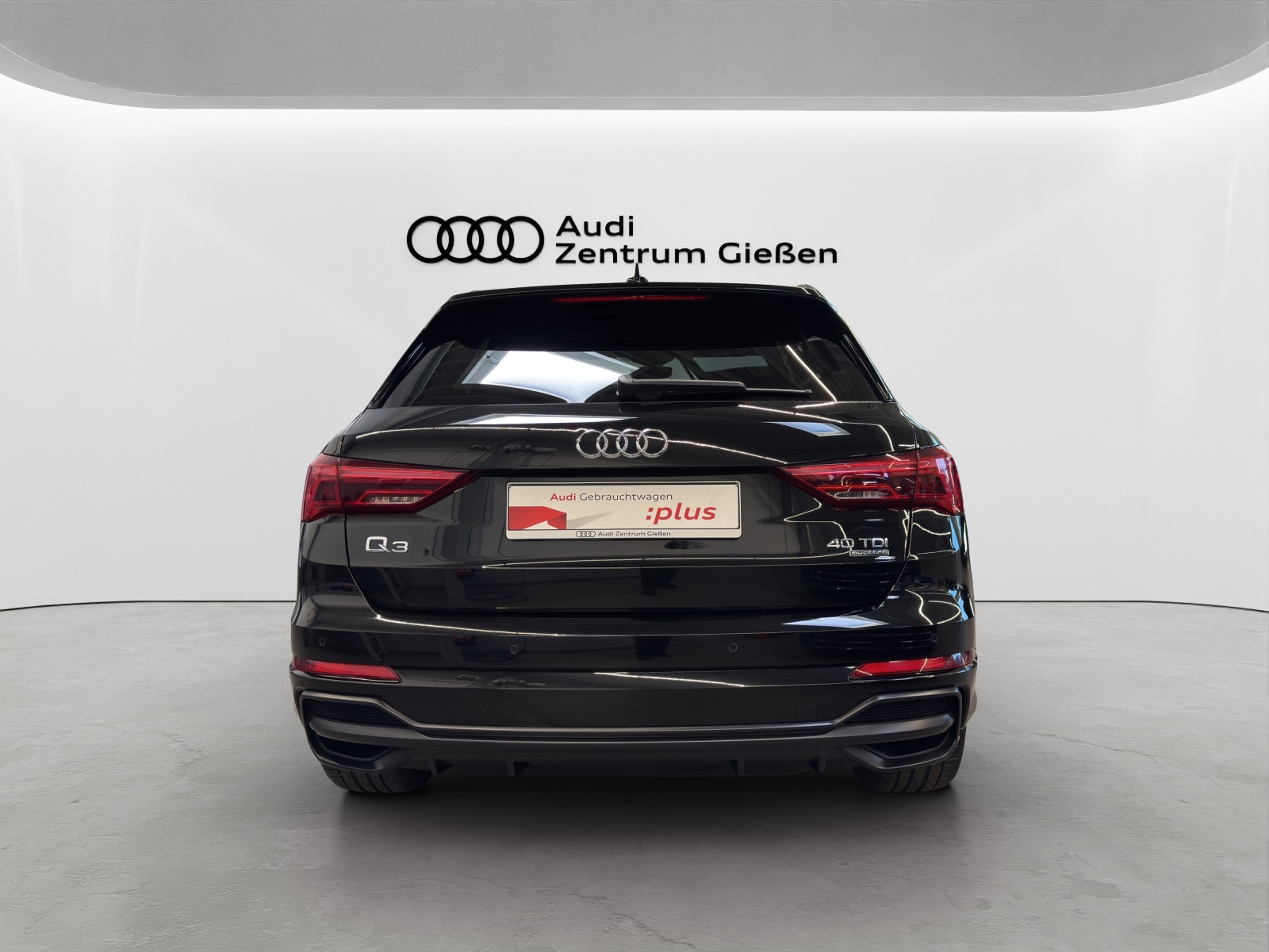 Q3 40 TDI quattro S-tronic S line Black LED Navi