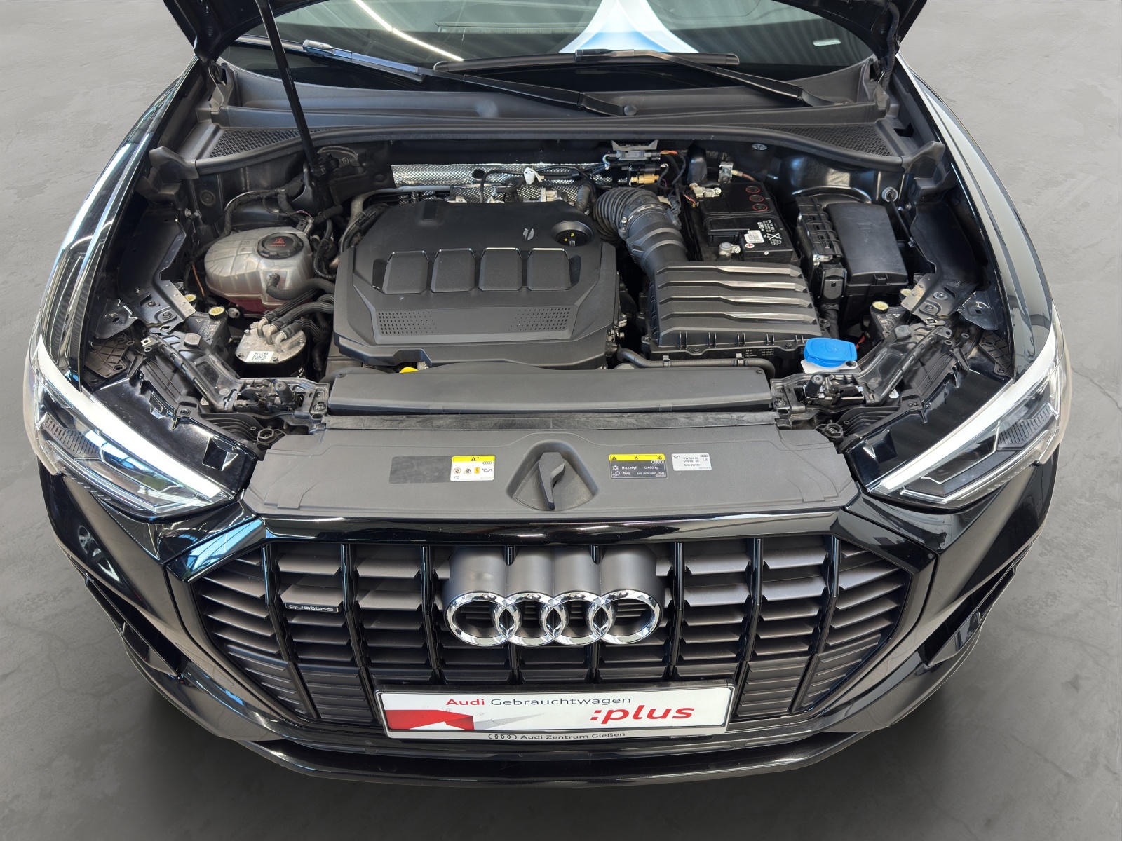 Q3 40 TDI quattro S-tronic S line Black LED Navi