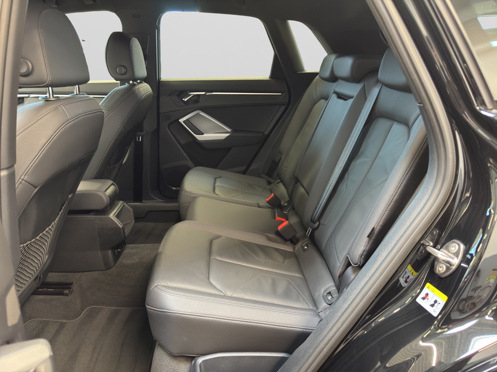 Q3 40 TDI quattro S-tronic S line Black LED Navi