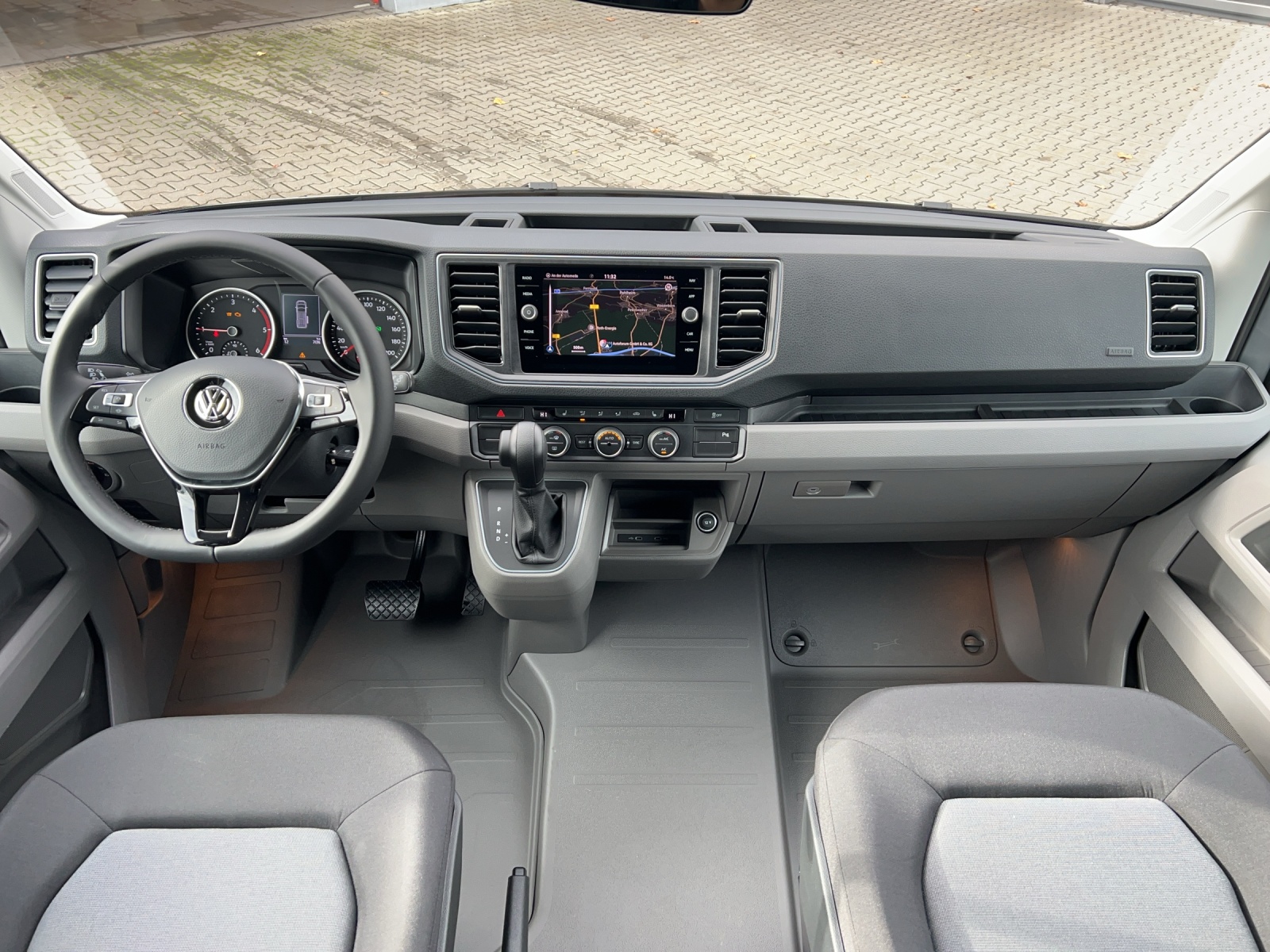 Crafter Kasten PLUS 35 Trendline 2.0 TDI Autom. LED KLIMA AHK KAMERA Standheizung ACC