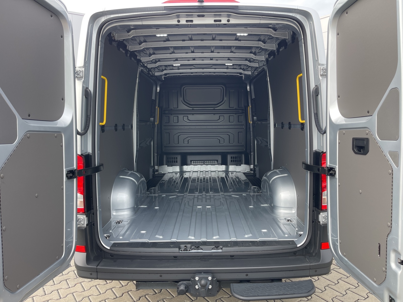 Crafter 35 Kasten 2,0 TDI AHK Schwingsitz AHK Klima Kamera
