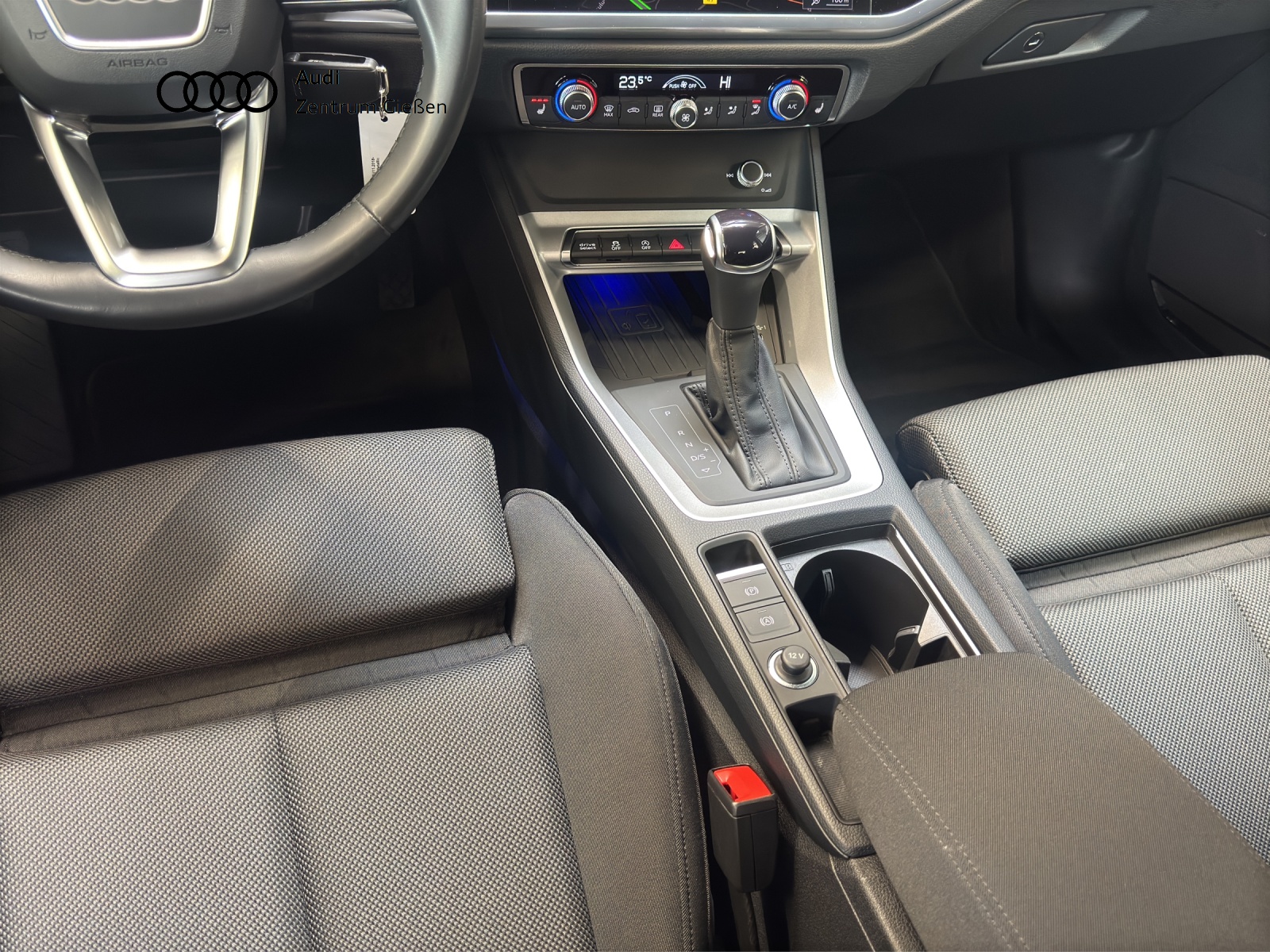 Q3 40 TFSI quattro advanced Assistenzpaket SONOS Matrix-LED 360°Kamera