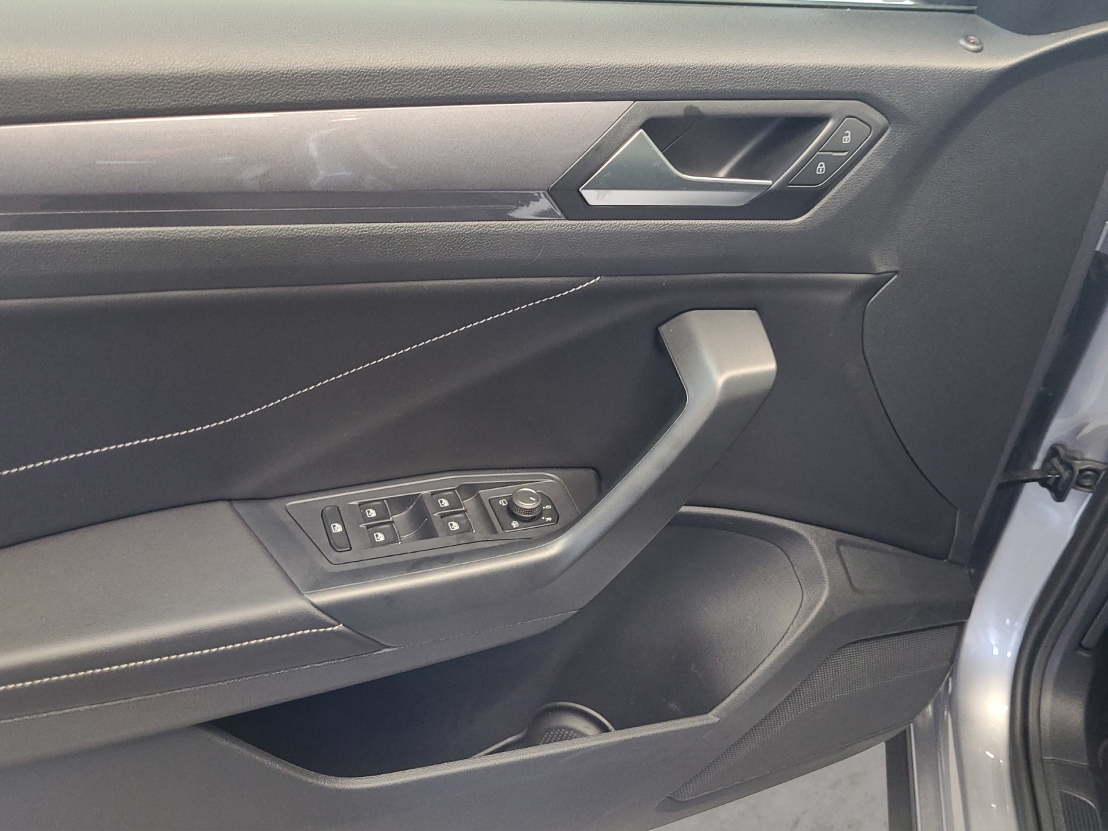 T-Roc TSI DSG Style LED-Plus ACC Navi Alu-17Zoll
