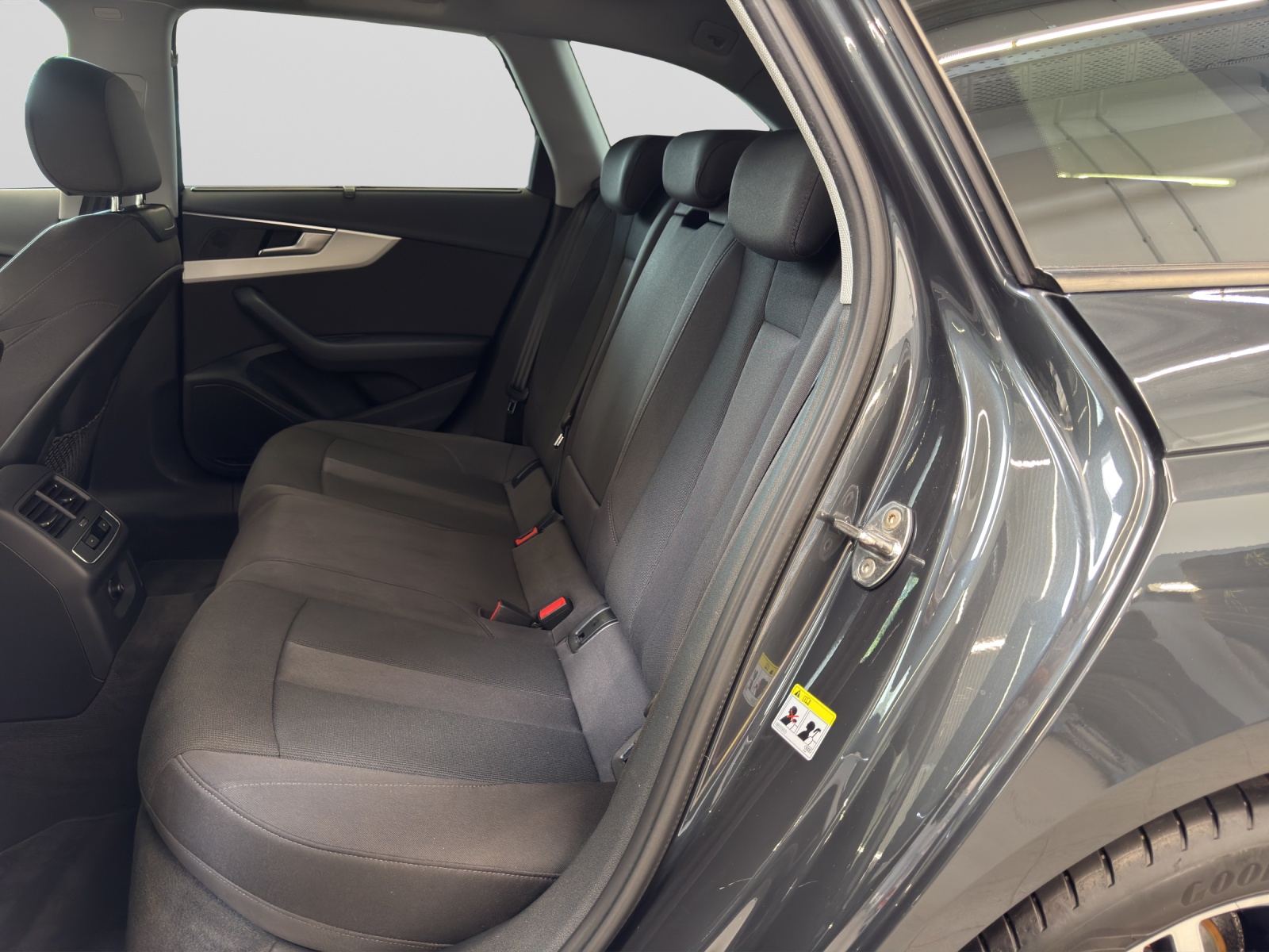 A4 Avant 35 TFSI basis Assistenzpaket Navi LED