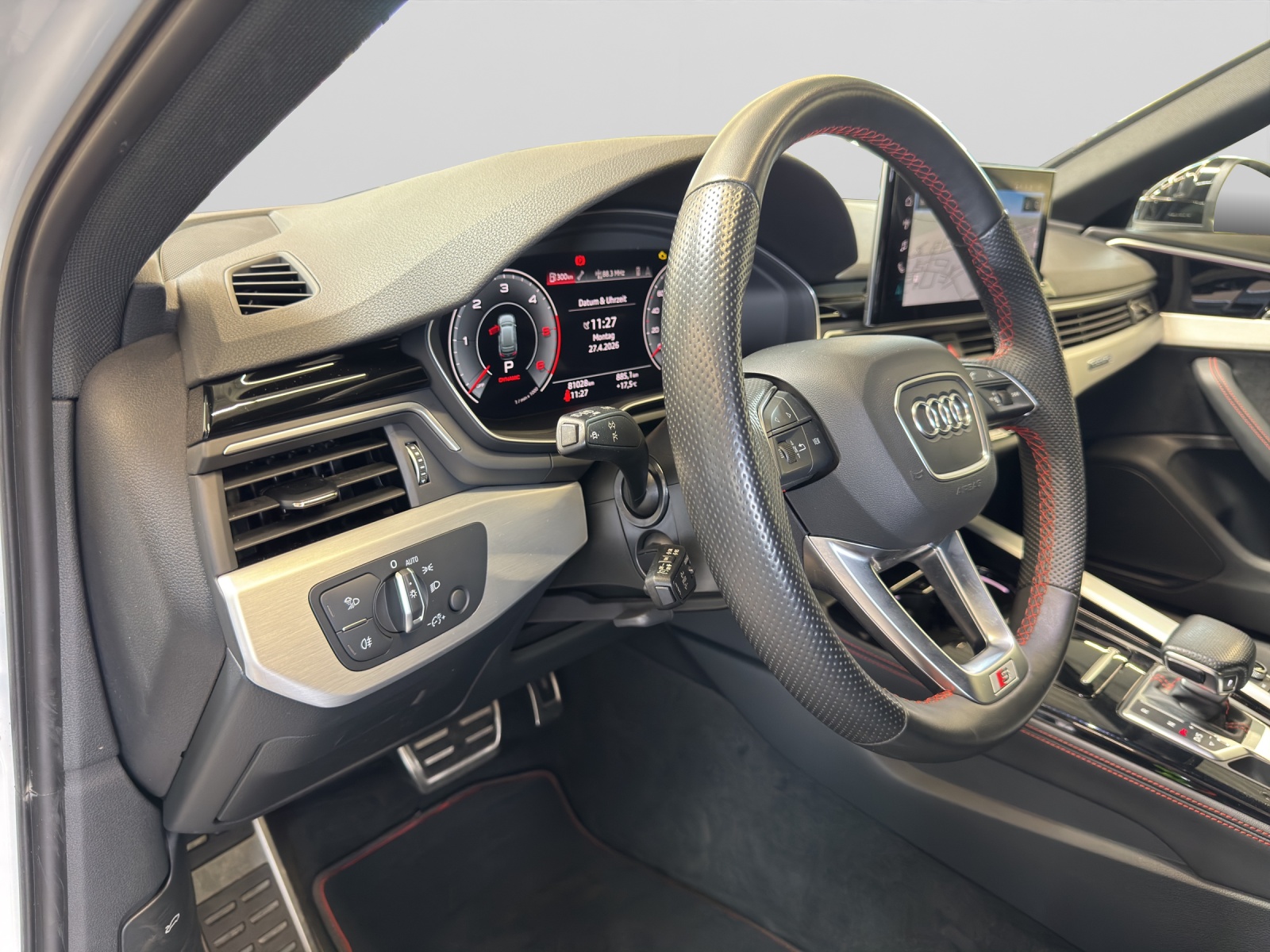 A4 Avant 40 TDI quattro S line competition Black Matrix-LED Kamera Navi