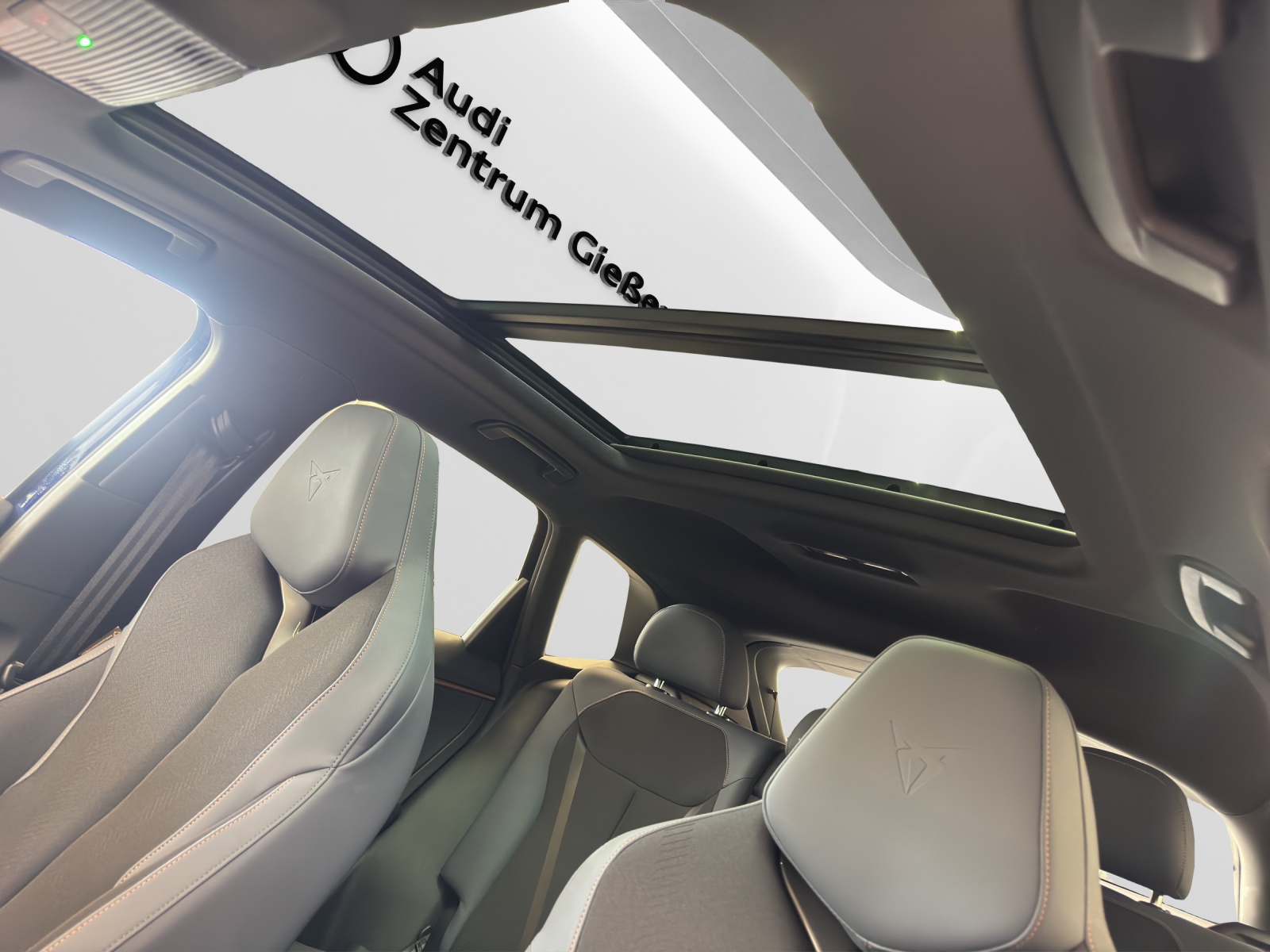 Terramar 2.0 TSI DSG 4Drive VZ AHK Pano HuD ACC DCC