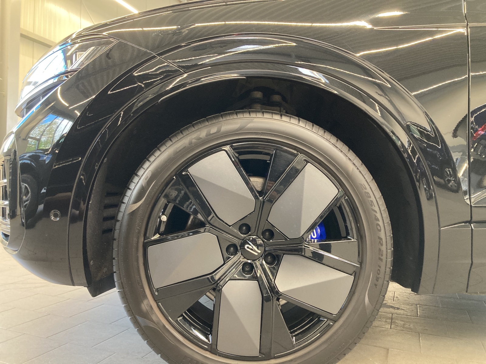 Touareg 3.0 TSI eHybrid 4M R IQ-Light Luftfederung HeadUp AHK