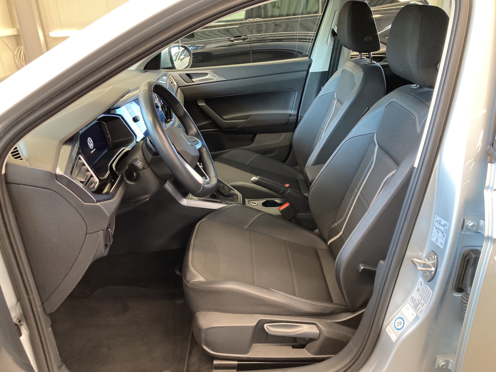 Taigo 1.0 TSI DSG Style IQ-Light TravelAssist Navi Alu-17Zoll