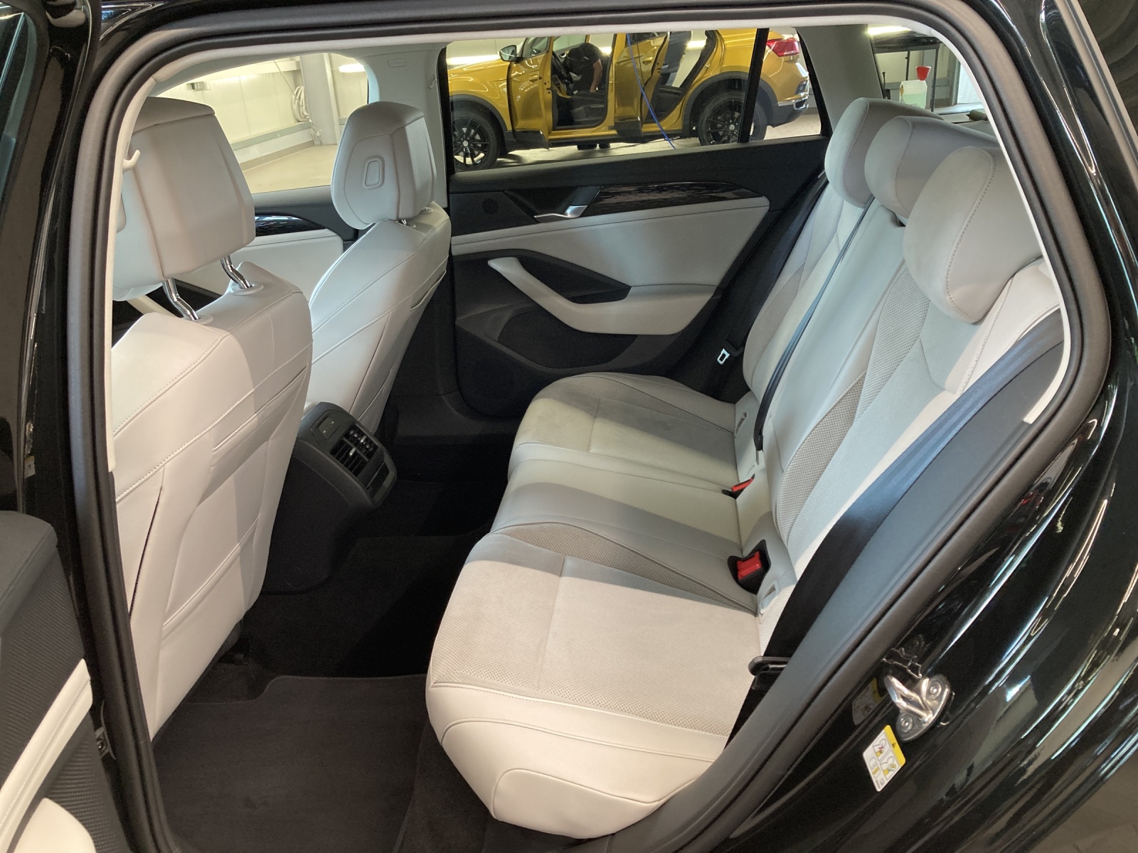 Passat Variant 1.5 eTSI DSG Business