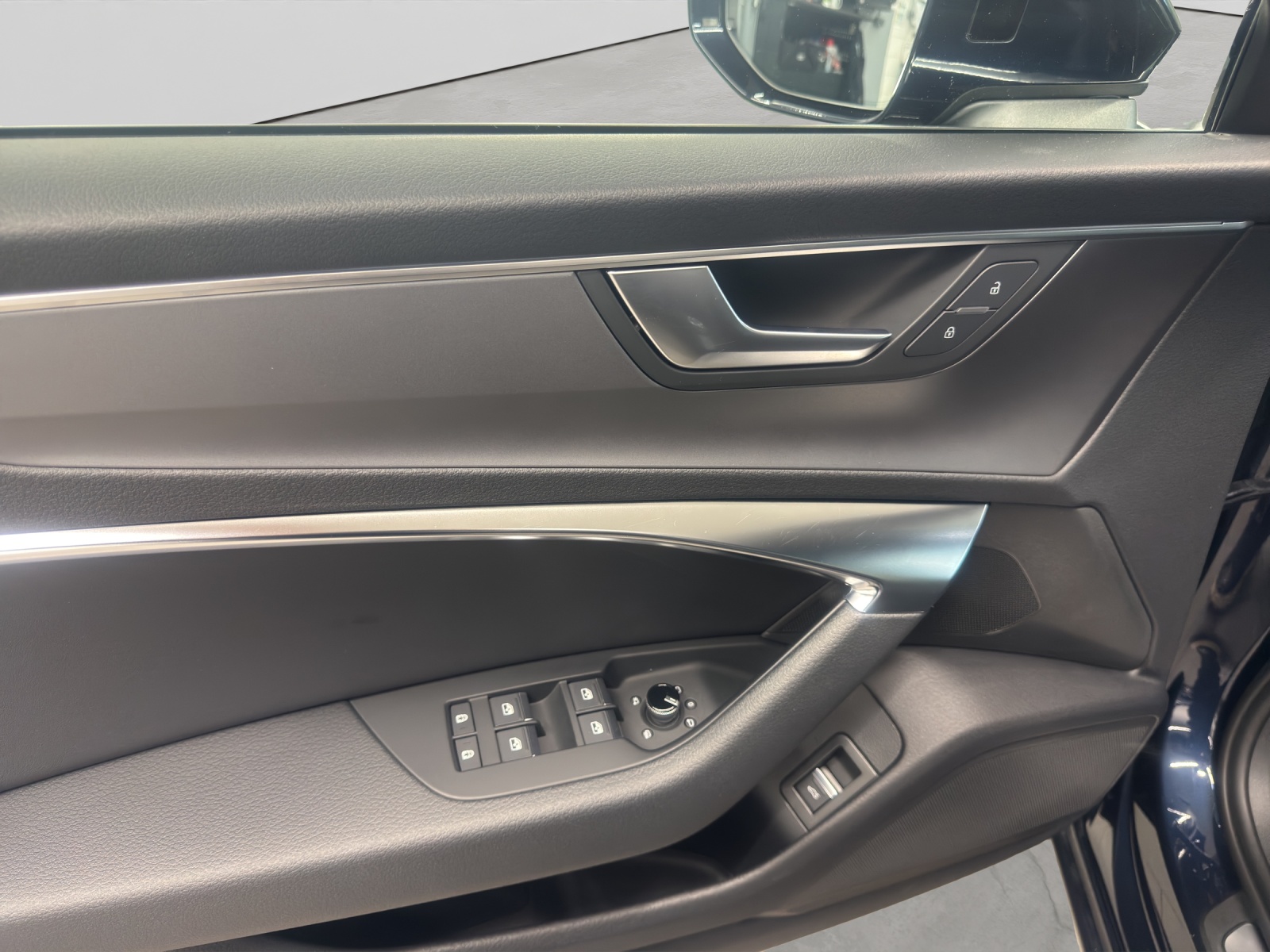 A6 allroad 40 TDI quattro basis AHK 360°Kamera LED Navi
