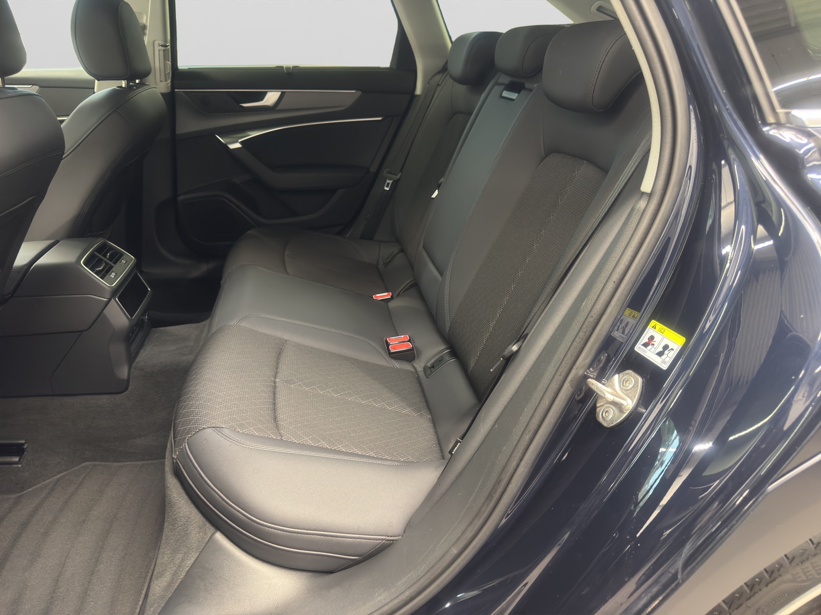 A6 allroad 40 TDI quattro basis AHK 360°Kamera LED Navi