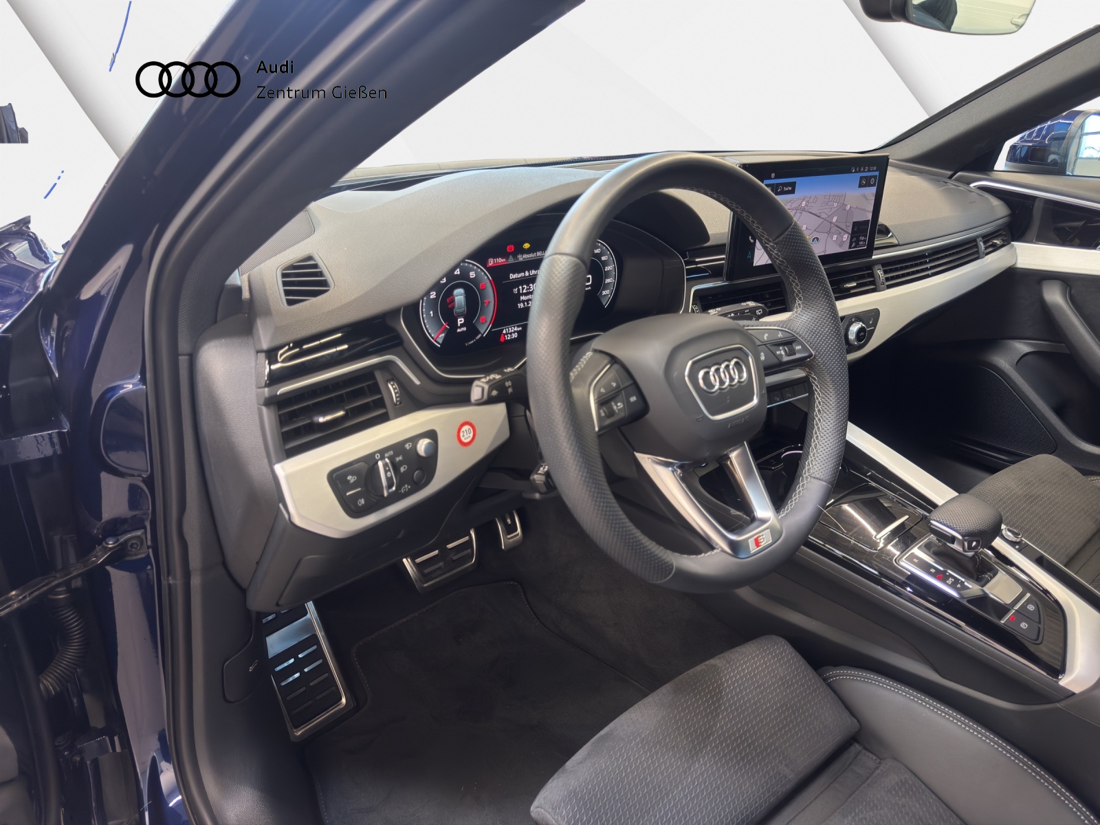 A4 Avant 40 TFSI S line Black HuD Matrix-LED 360°Kamera Standheizung