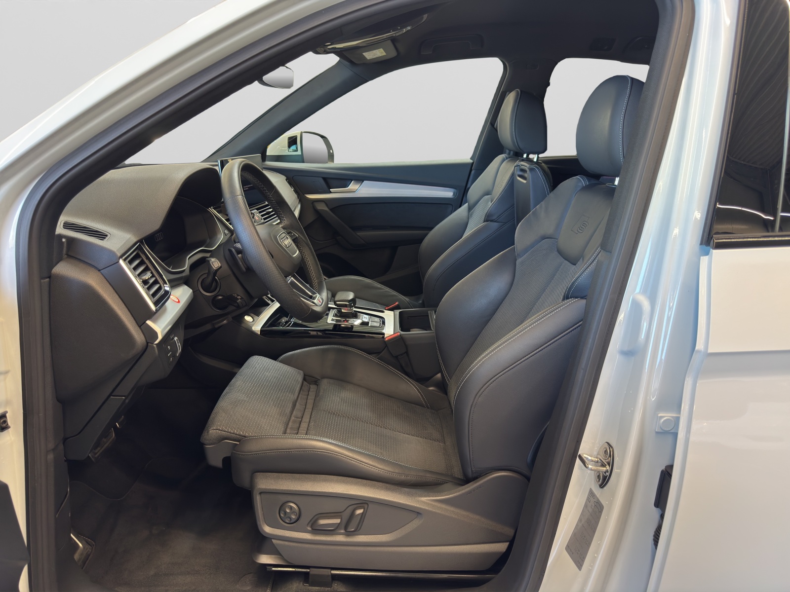 SQ5 Sportback 3.0 TDI quattro Black Matrix-LED 360°Kamera Businesspaket