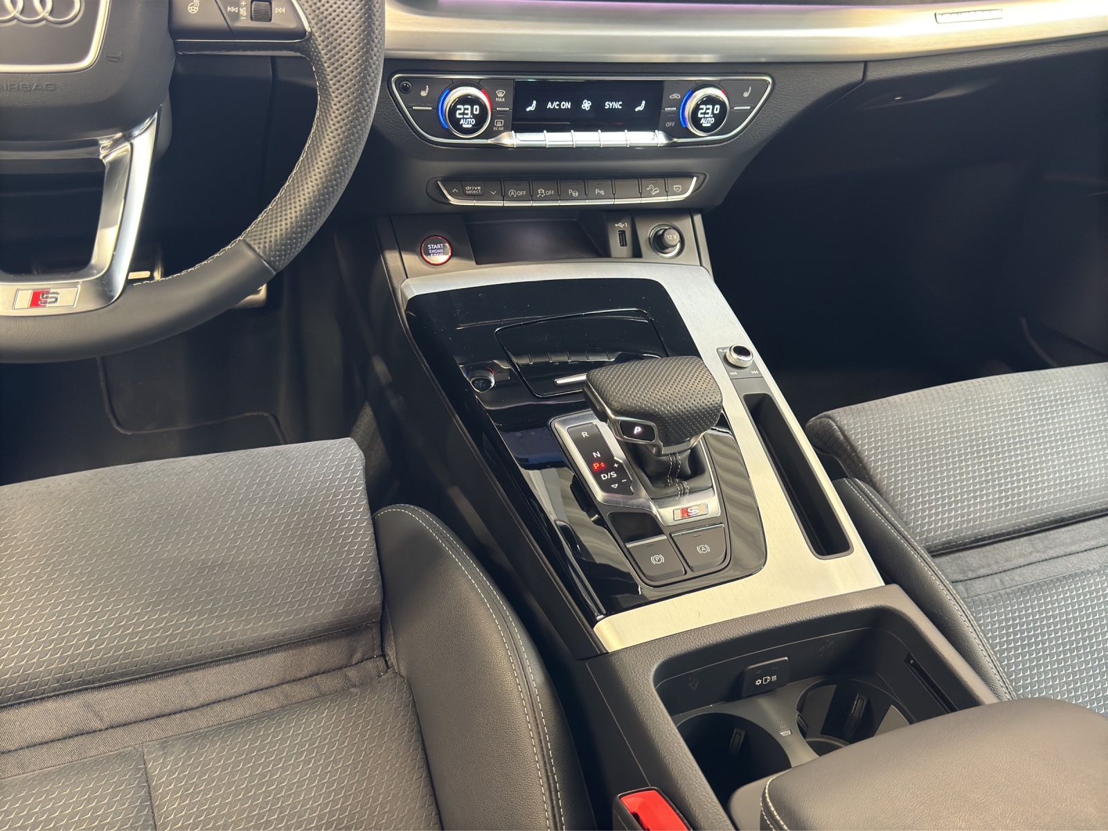 SQ5 Sportback 3.0 TDI quattro Black Matrix-LED 360°Kamera Businesspaket