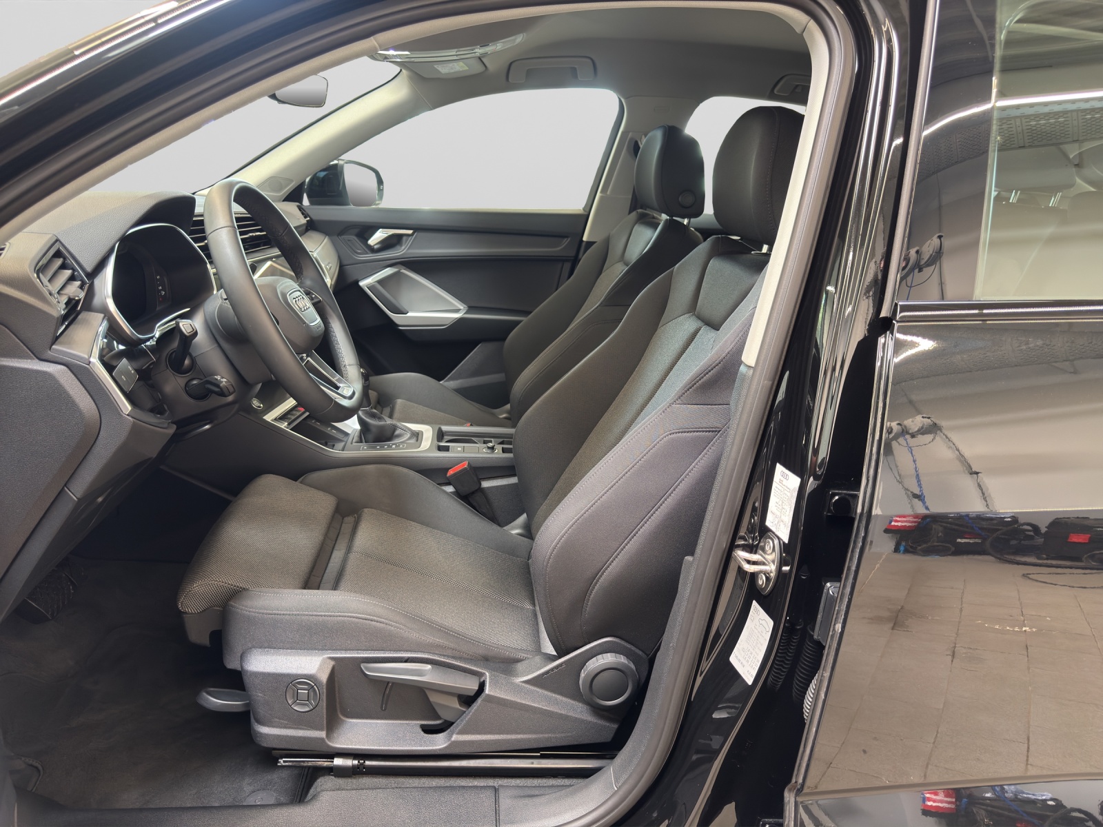 Q3 Sportback 40 TFSI quattro Black LED Navi AHK