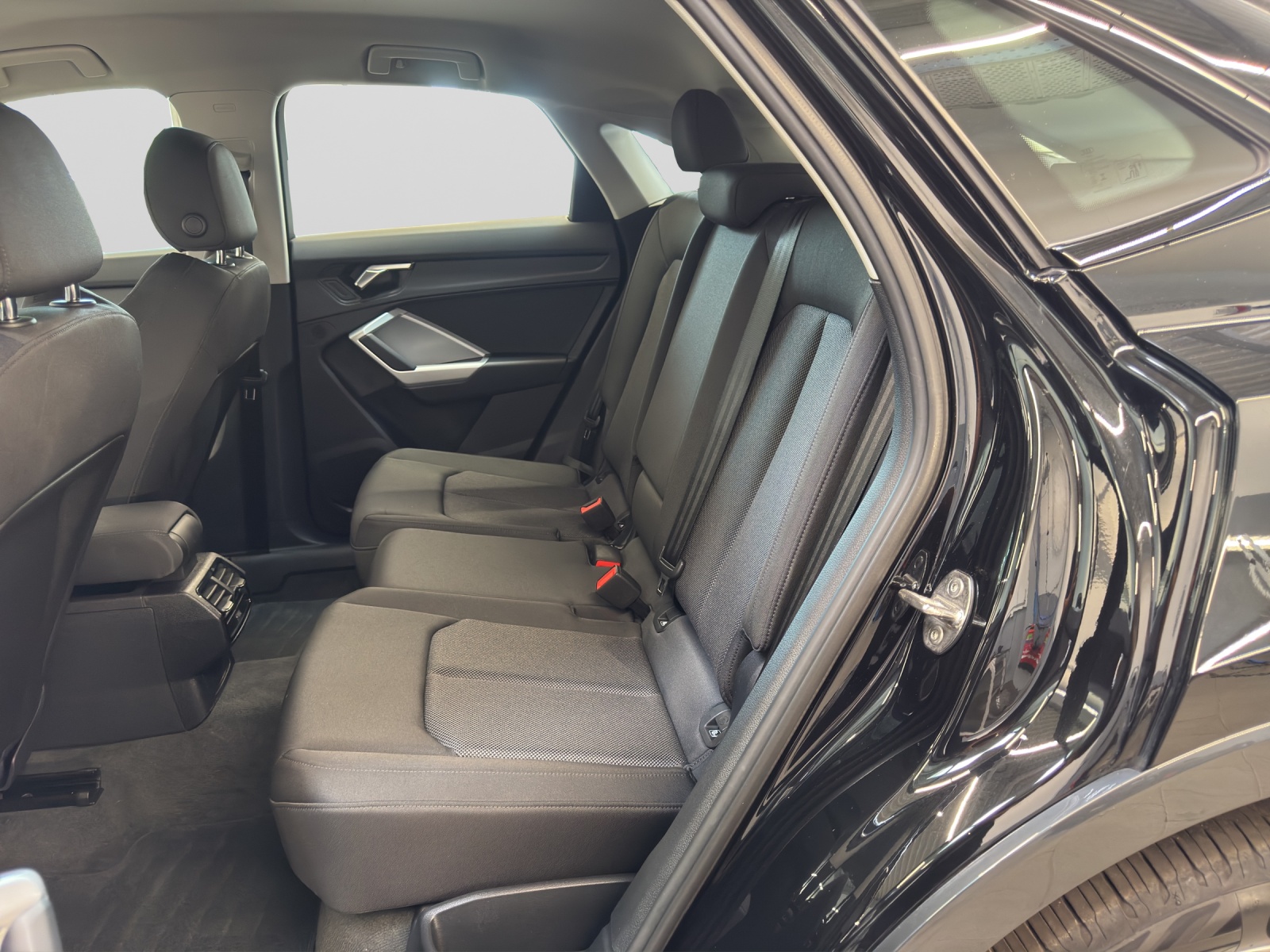 Q3 Sportback 40 TFSI quattro Black LED Navi AHK