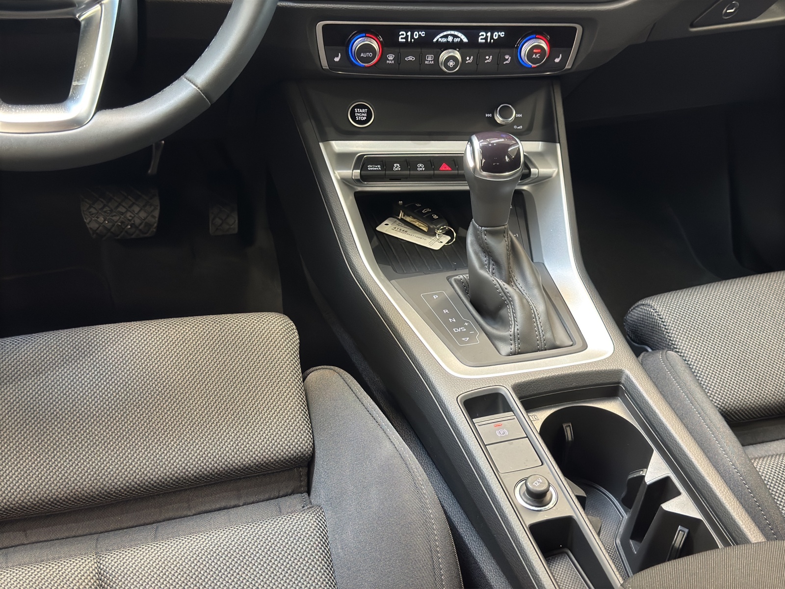 Q3 Sportback 40 TFSI quattro Black LED Navi AHK