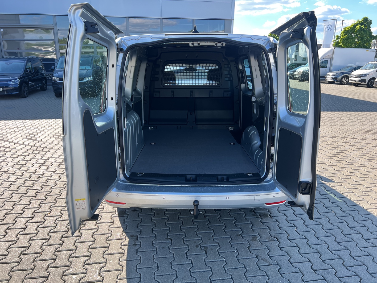 Caddy Cargo Maxi 2.0 TDI PDC AHK Heckflügel LED