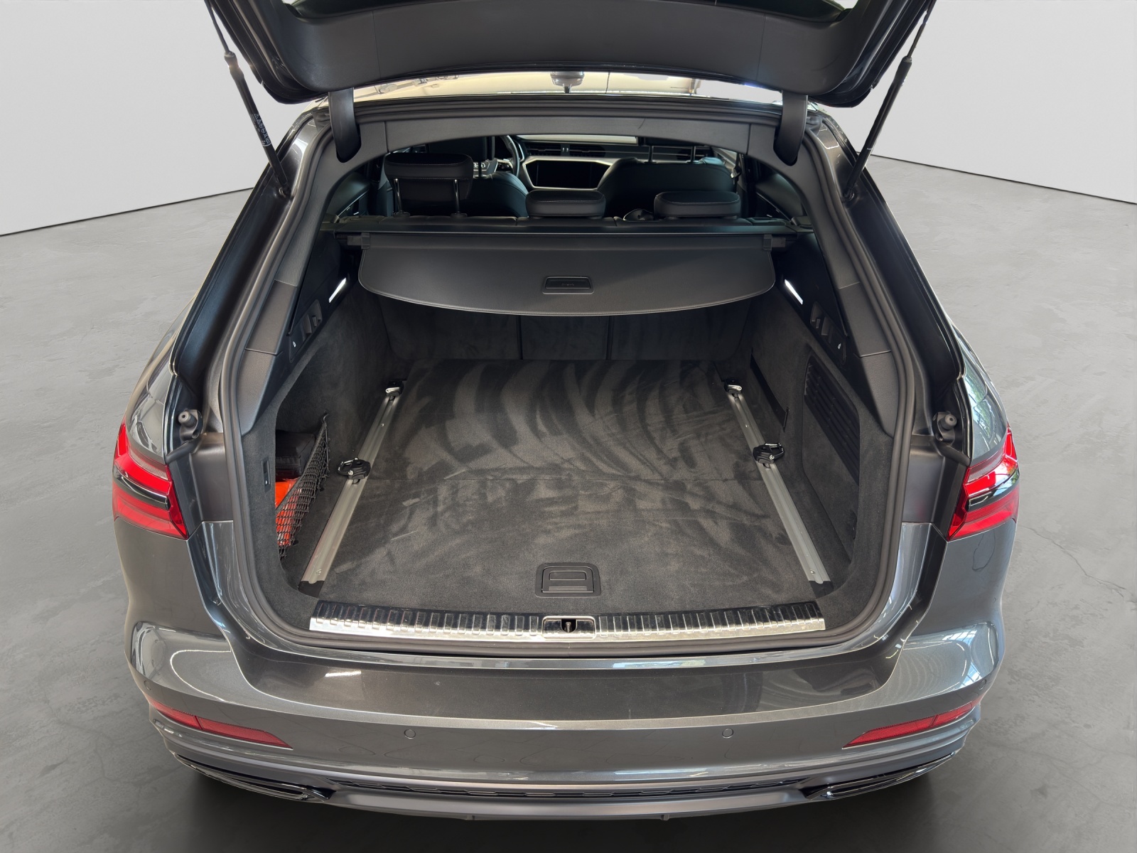 A6 Avant 40 TDI S line Black AHK Kamera Navi