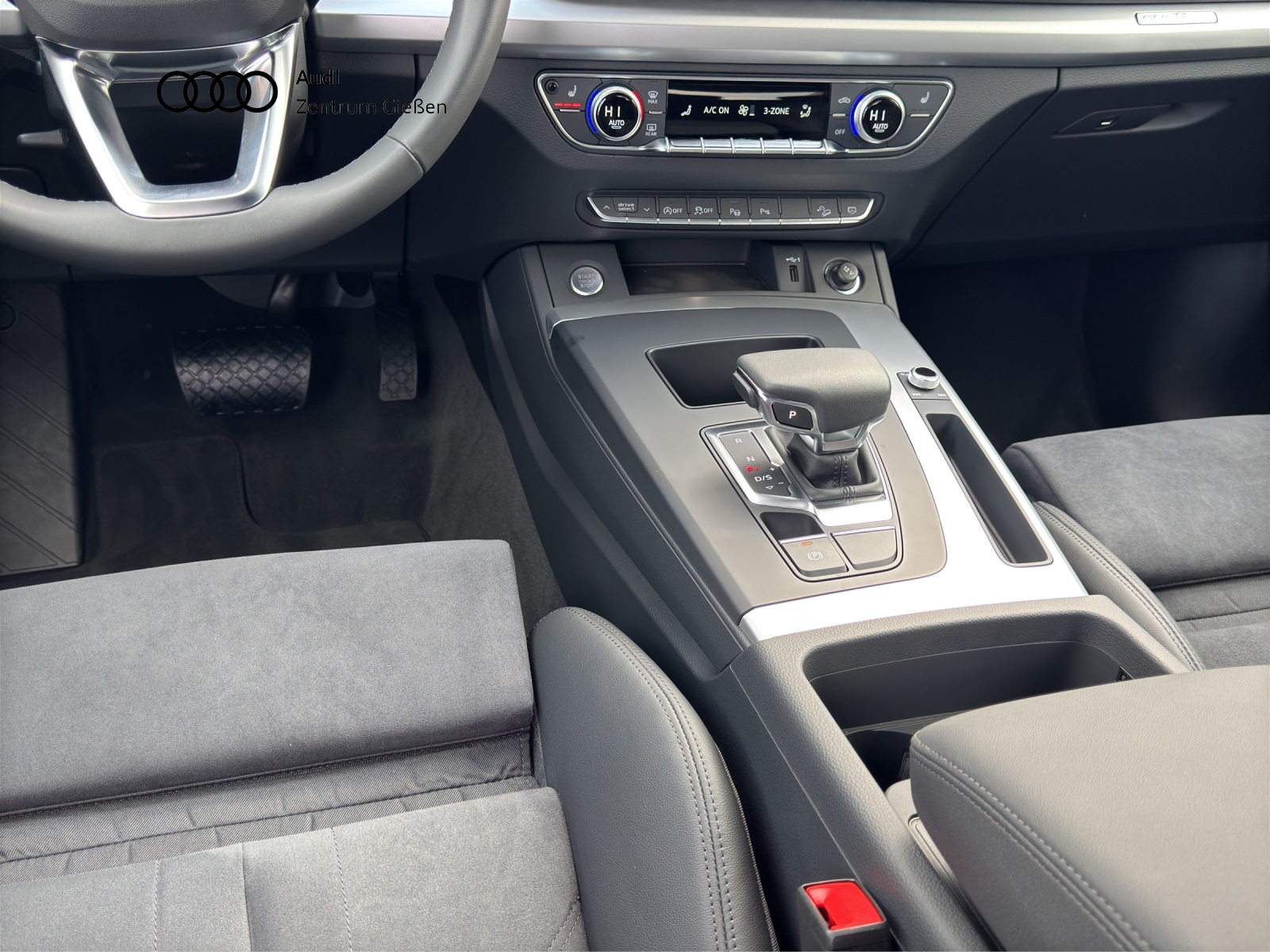 Q5 Sportback 45 TFSI quattro S line Black AHK MATRIX-LED 360°Kamera
