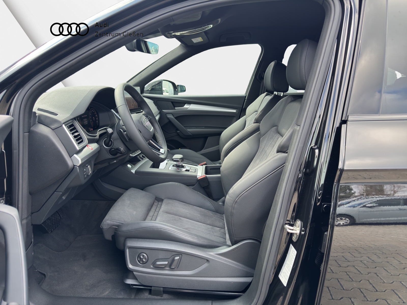 Q5 Sportback 45 TFSI quattro S line Black AHK MATRIX-LED 360°Kamera