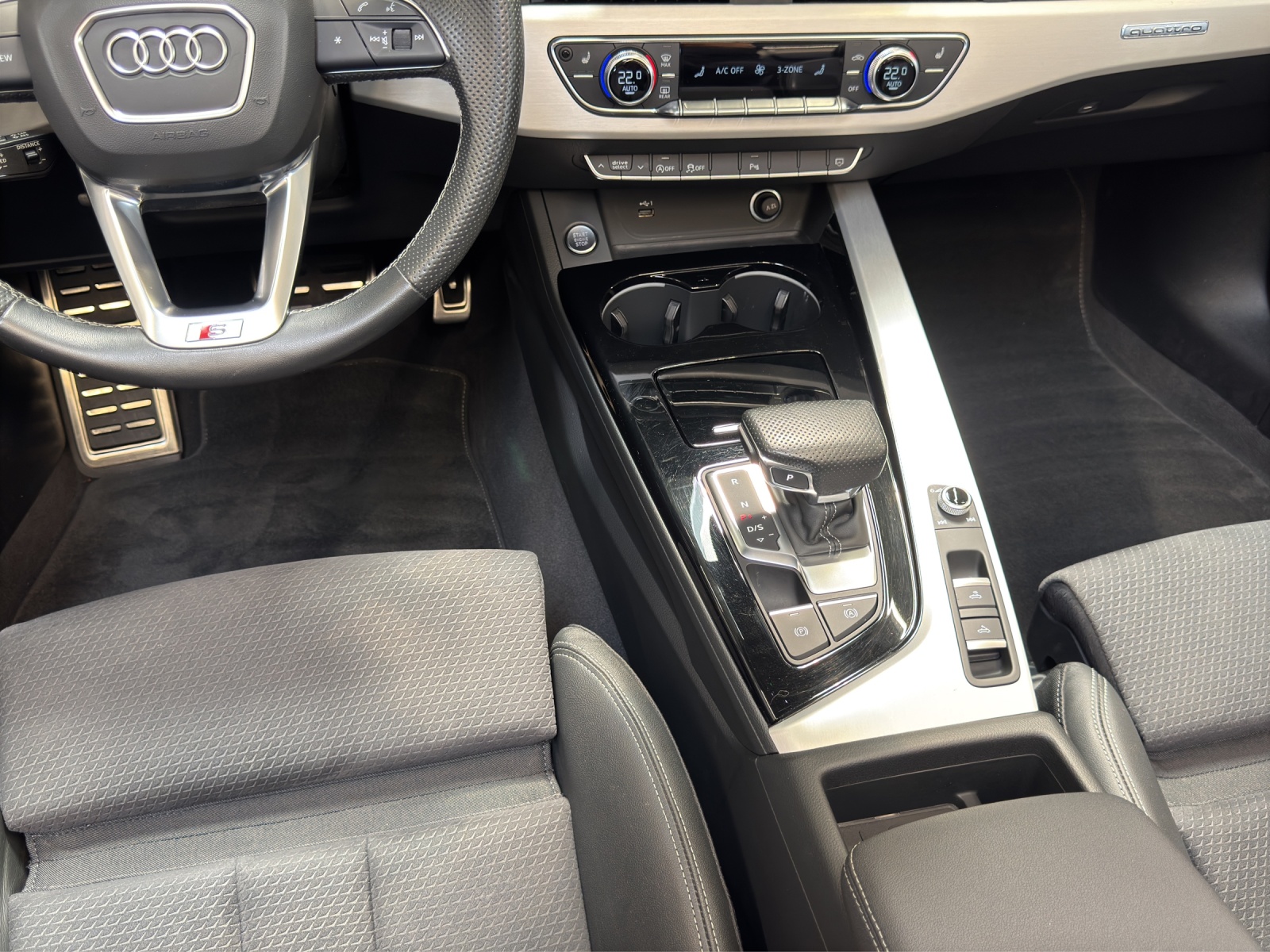 A5 Cabriolet 40 TDI quattro S line Matrix-LED AHK Navi