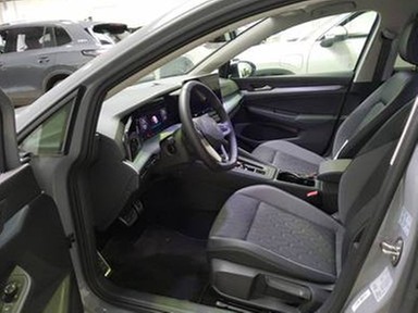 Golf 8 eTSI DSG Goal IQ-Light Navi AHK Kamera ACC