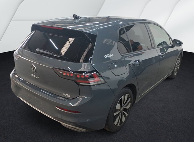 Golf 8 eTSI DSG Goal IQ-Light Navi AHK Kamera ACC