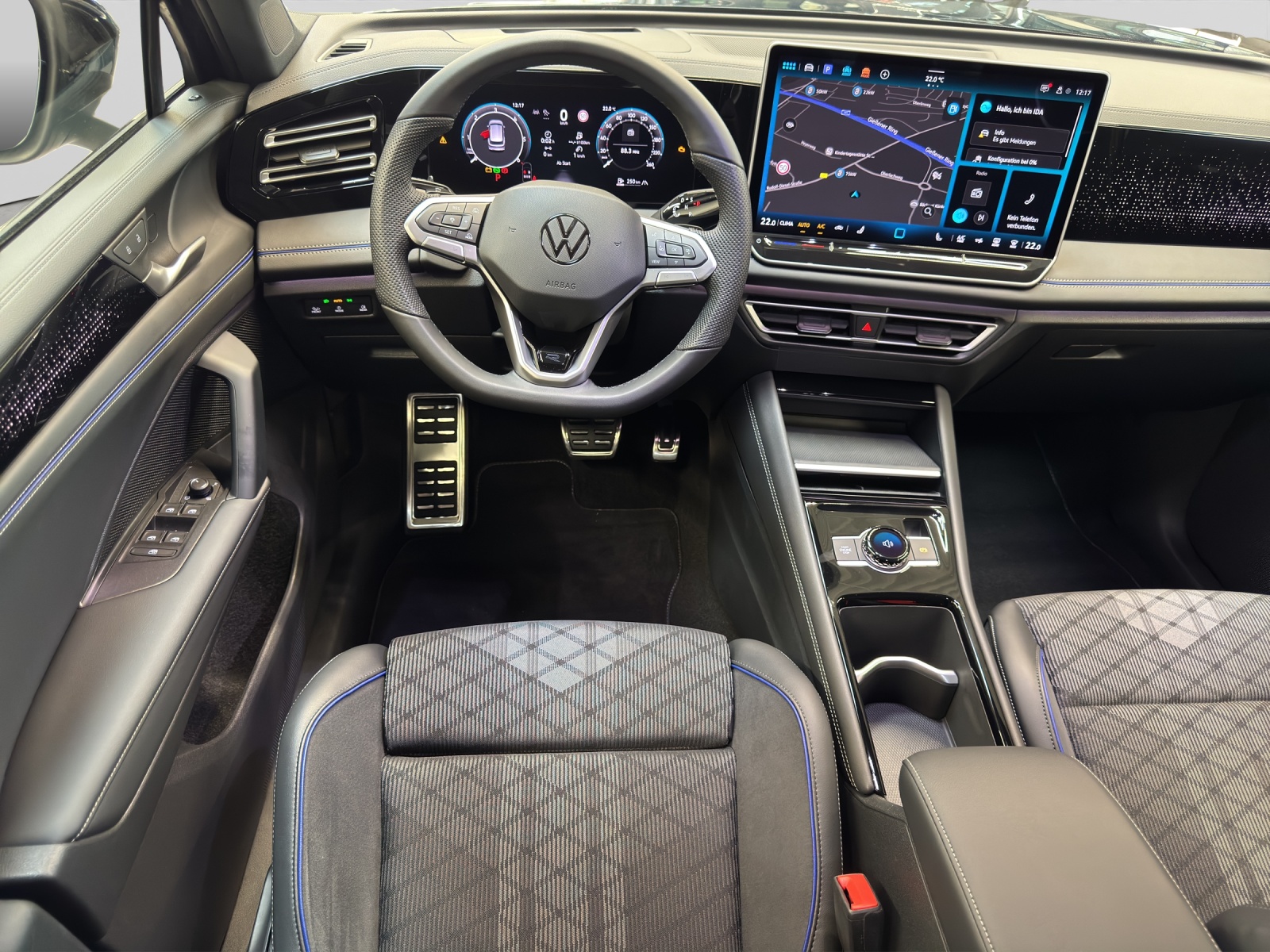Tiguan TDI DSG 4M R-Line Black Style IQ-Light HeadUp DCCpro Kamera