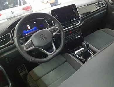 T-Roc TSI DSG R-Line LED-Plus ACC Navi AHK Kamera