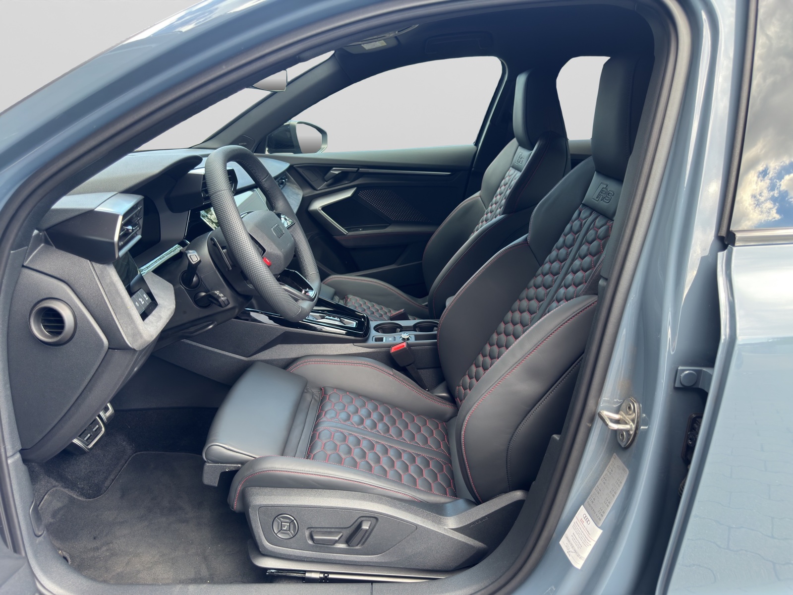RS 3 Limousine 2.5 TFSI quattro Black HuD Matrix Kamera