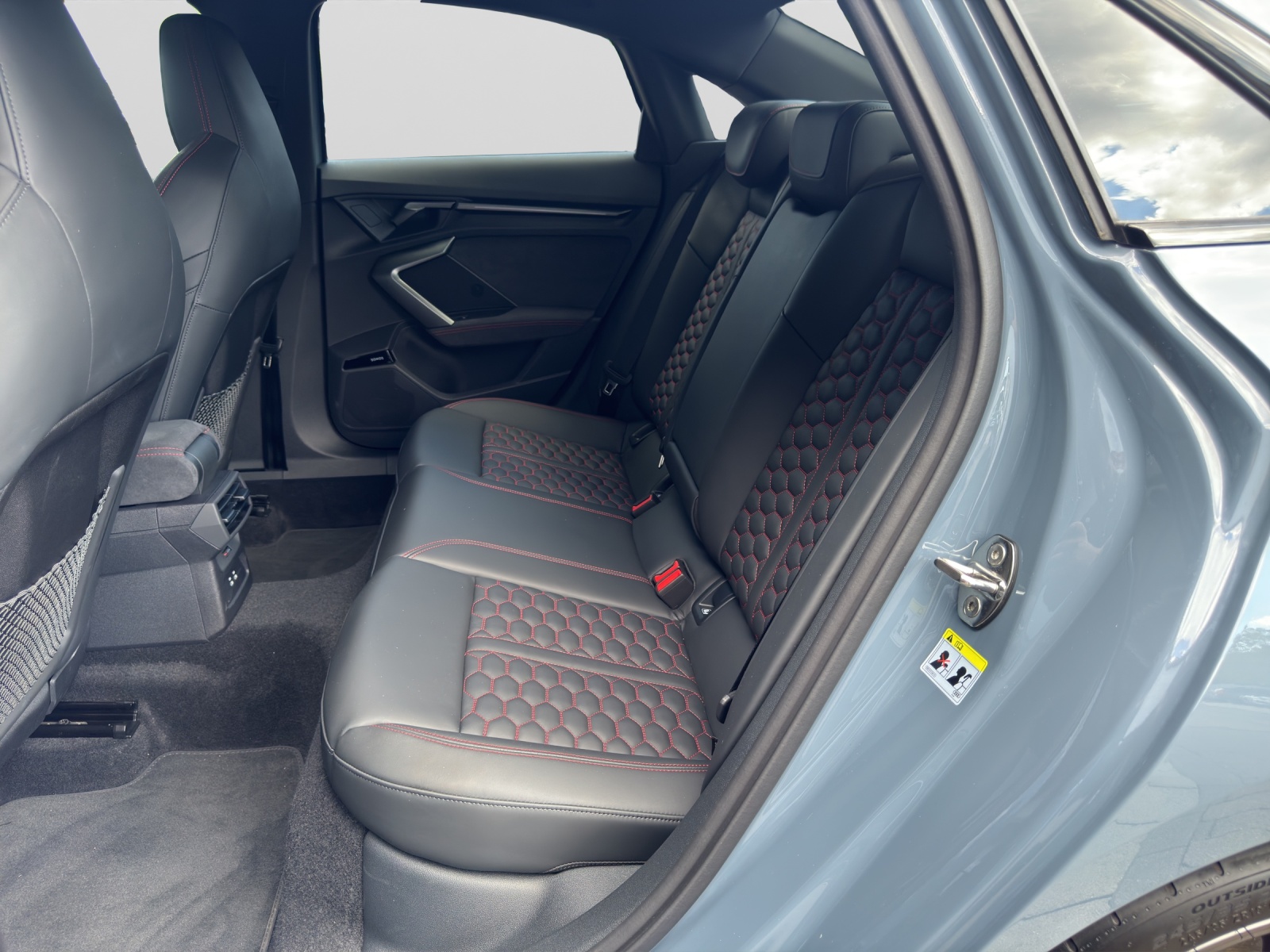 RS 3 Limousine 2.5 TFSI quattro Black HuD Matrix Kamera