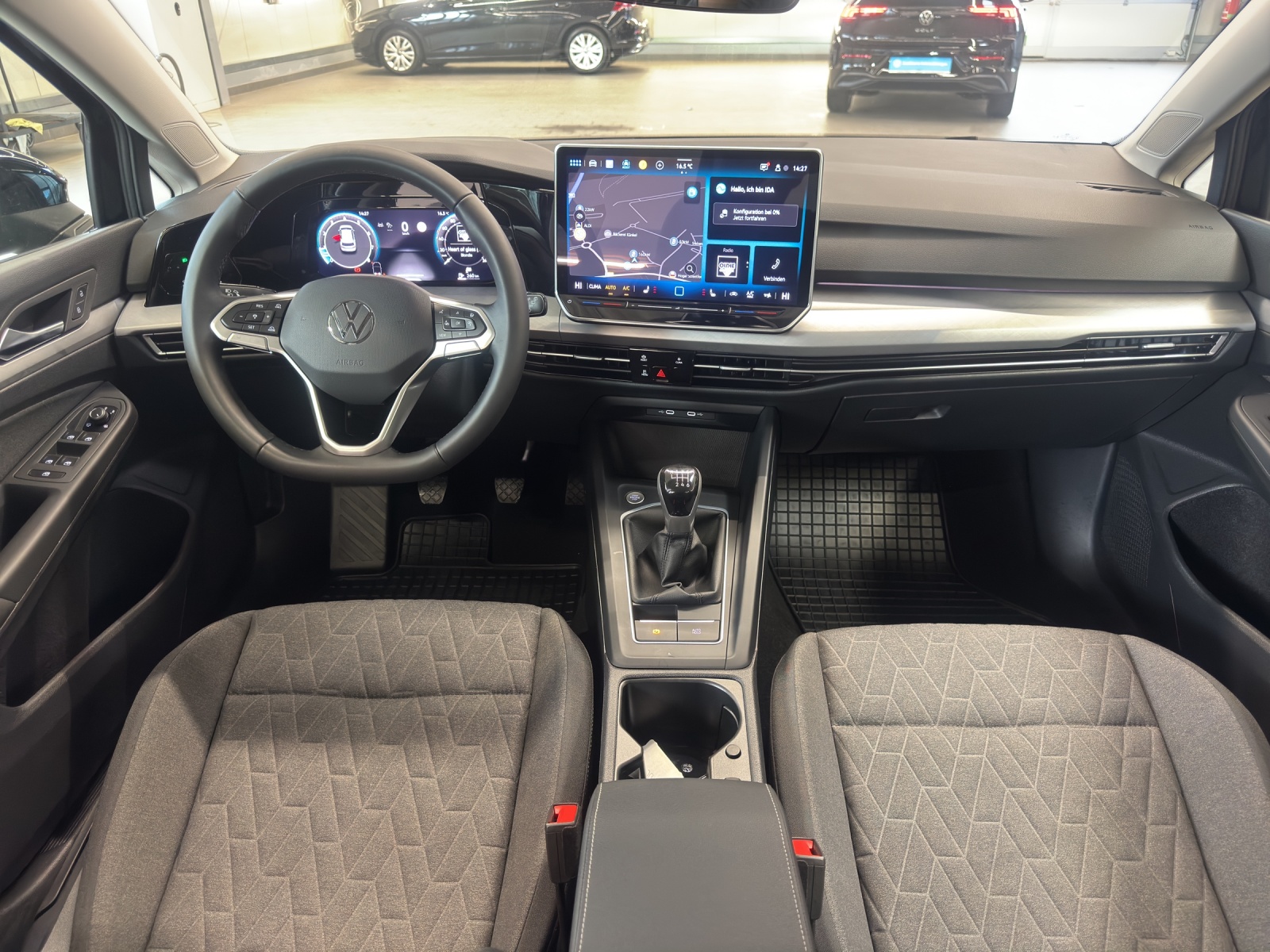 Golf 8 1.5 TSI Life LED Navi TravelAssist