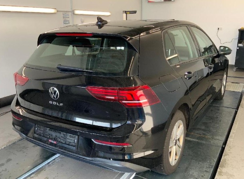 Golf 8 1.5 TSI Life LED Navi TravelAssist