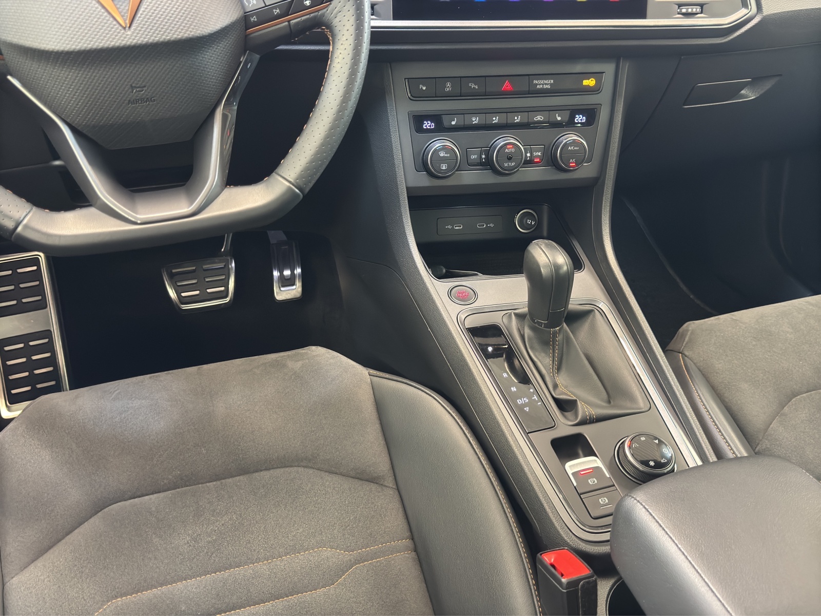 Ateca 2.0 TSI DSG 4Drive VZ ACC BEATS LED NAVI