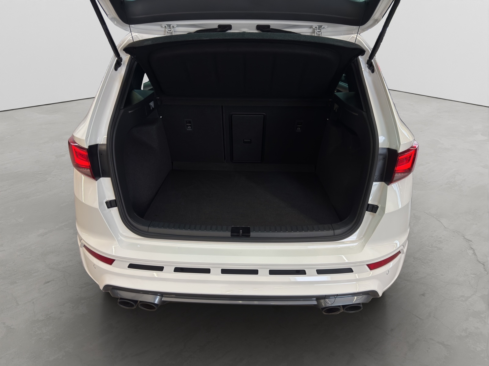 Ateca 2.0 TSI DSG 4Drive VZ ACC BEATS LED NAVI