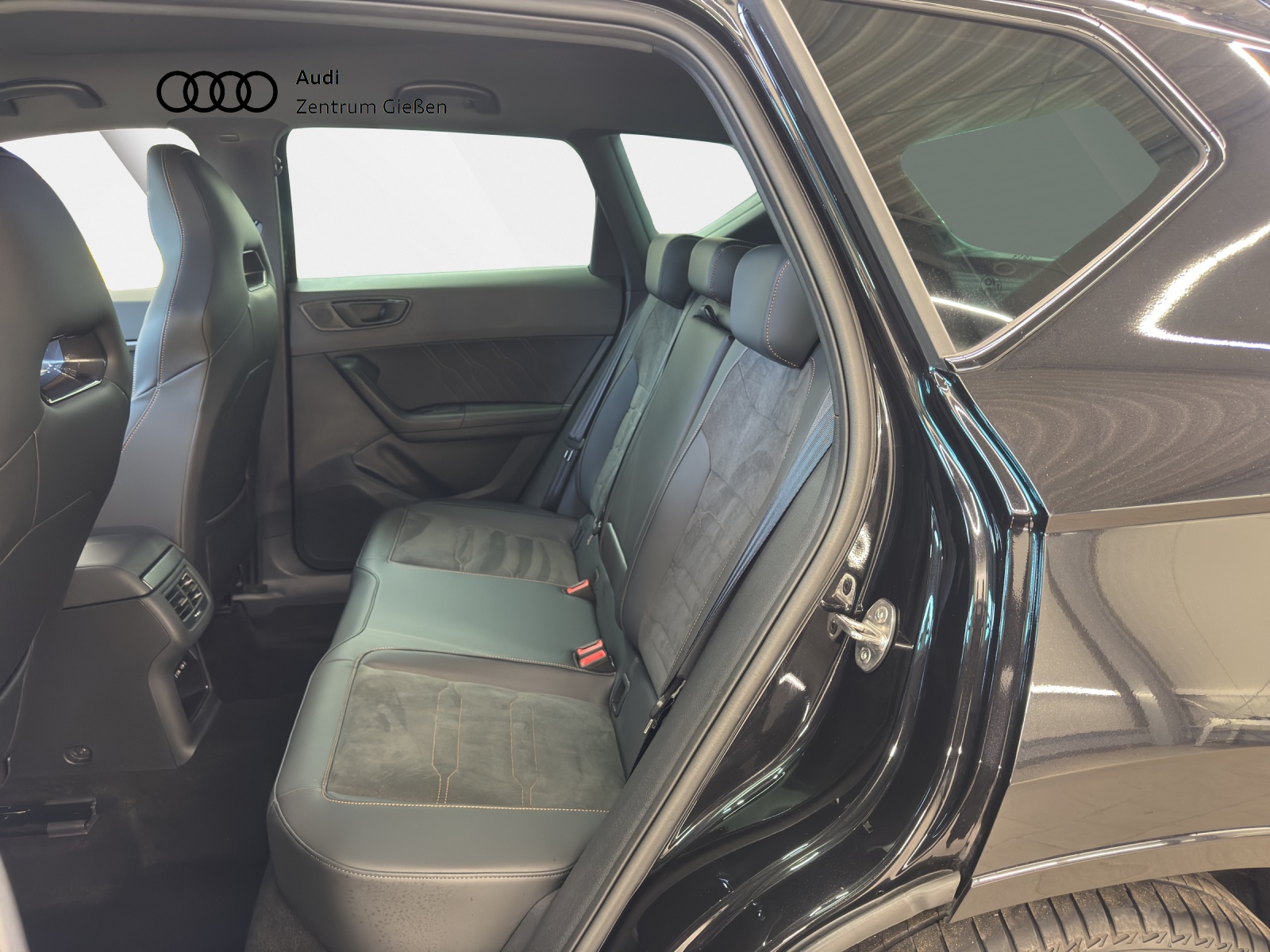 Ateca 2.0 TSI DSG 4Drive VZ ACC LED Navi