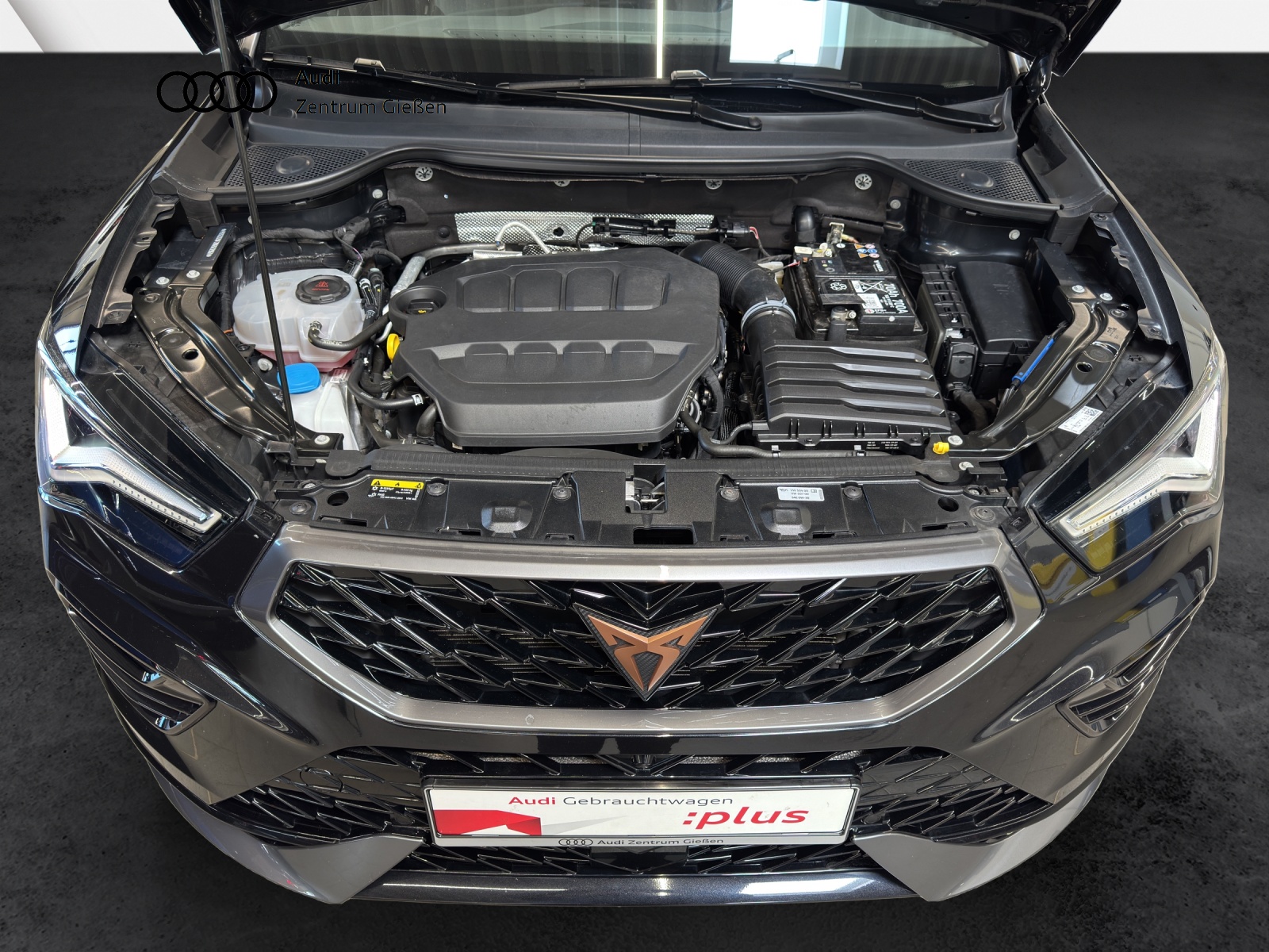 Ateca 2.0 TSI DSG 4Drive VZ BREMBO BEATS ACC Navi 