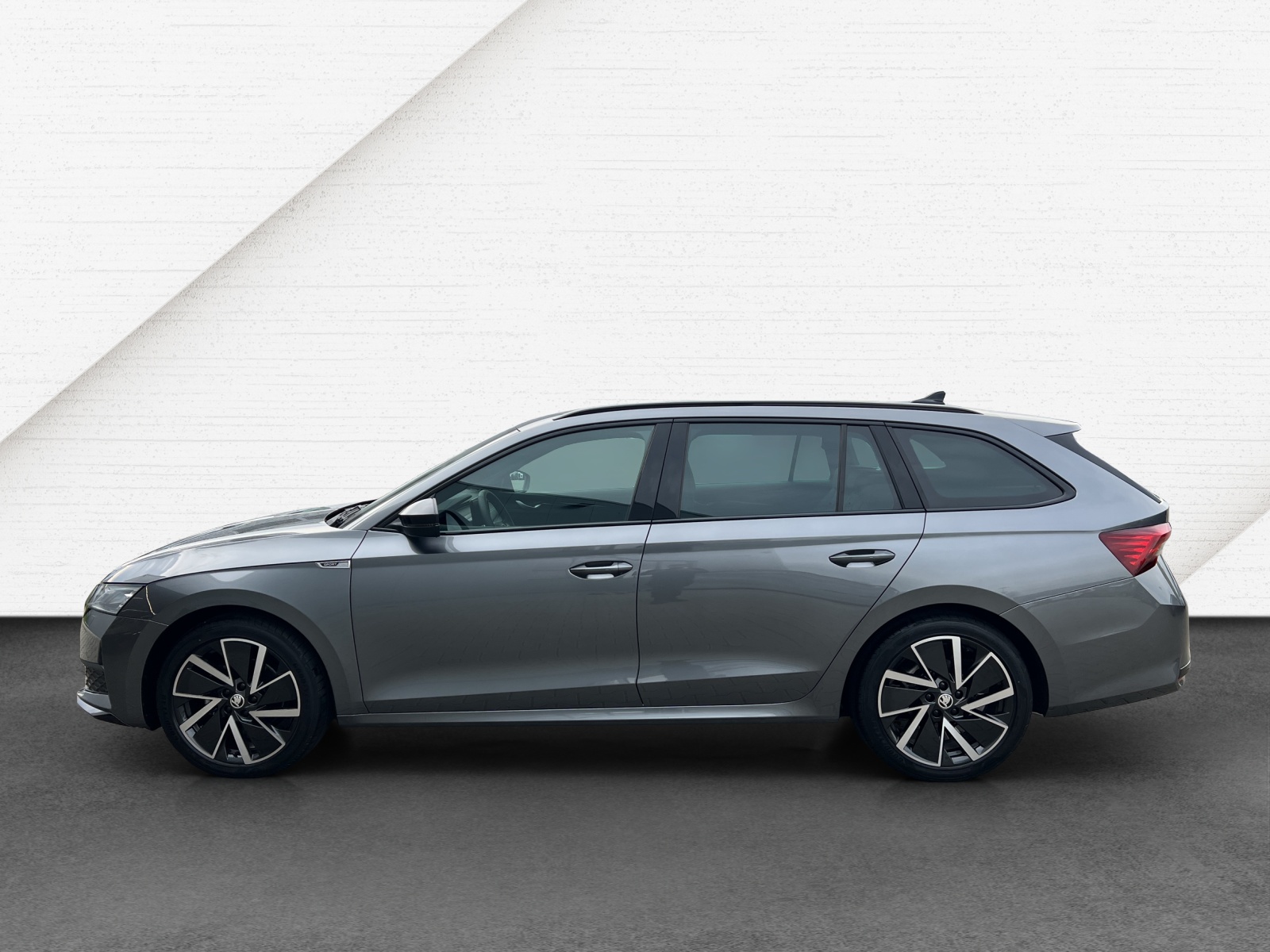 Octavia Combi eTSI DSG Sportline