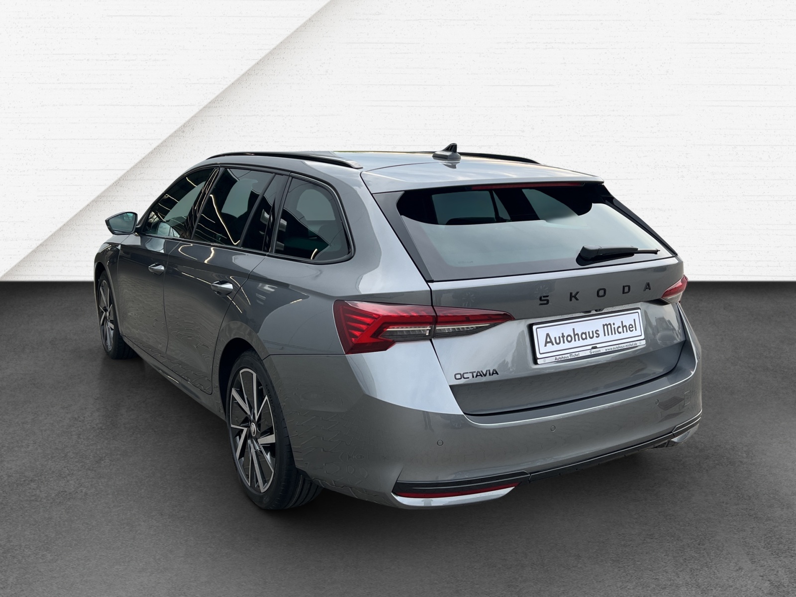 Octavia Combi eTSI DSG Sportline