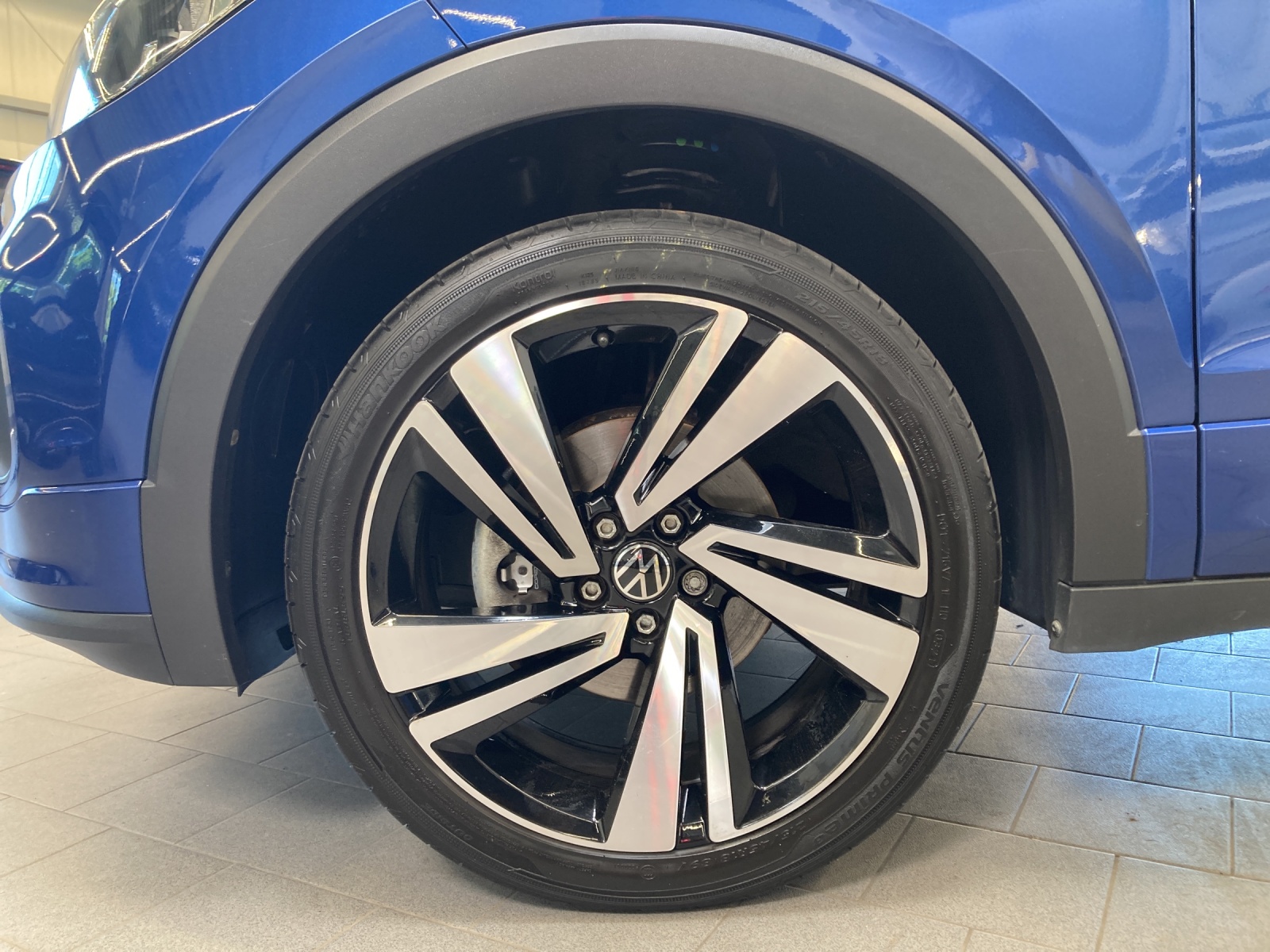T-Cross TSI DSG Active R-Line Navi Kamera Alu-18Zoll